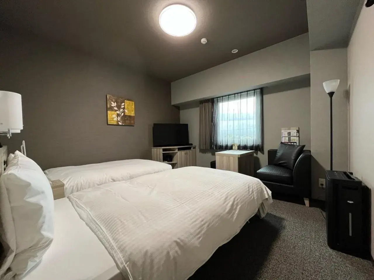 Superior Twin Room - single occupancy - Non-Smoking in Hotel Route Inn Kato Superior Twin Room - single occupancy - Non-Smoking in Hotel Route Inn Kato