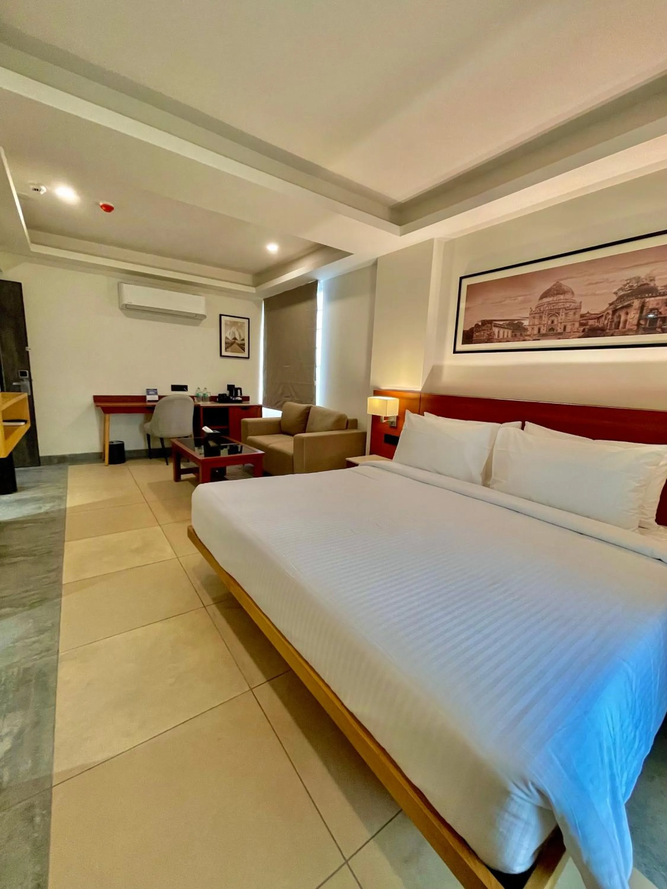 Bedroom, Bed in Best Western Maharani Bagh New Delhi