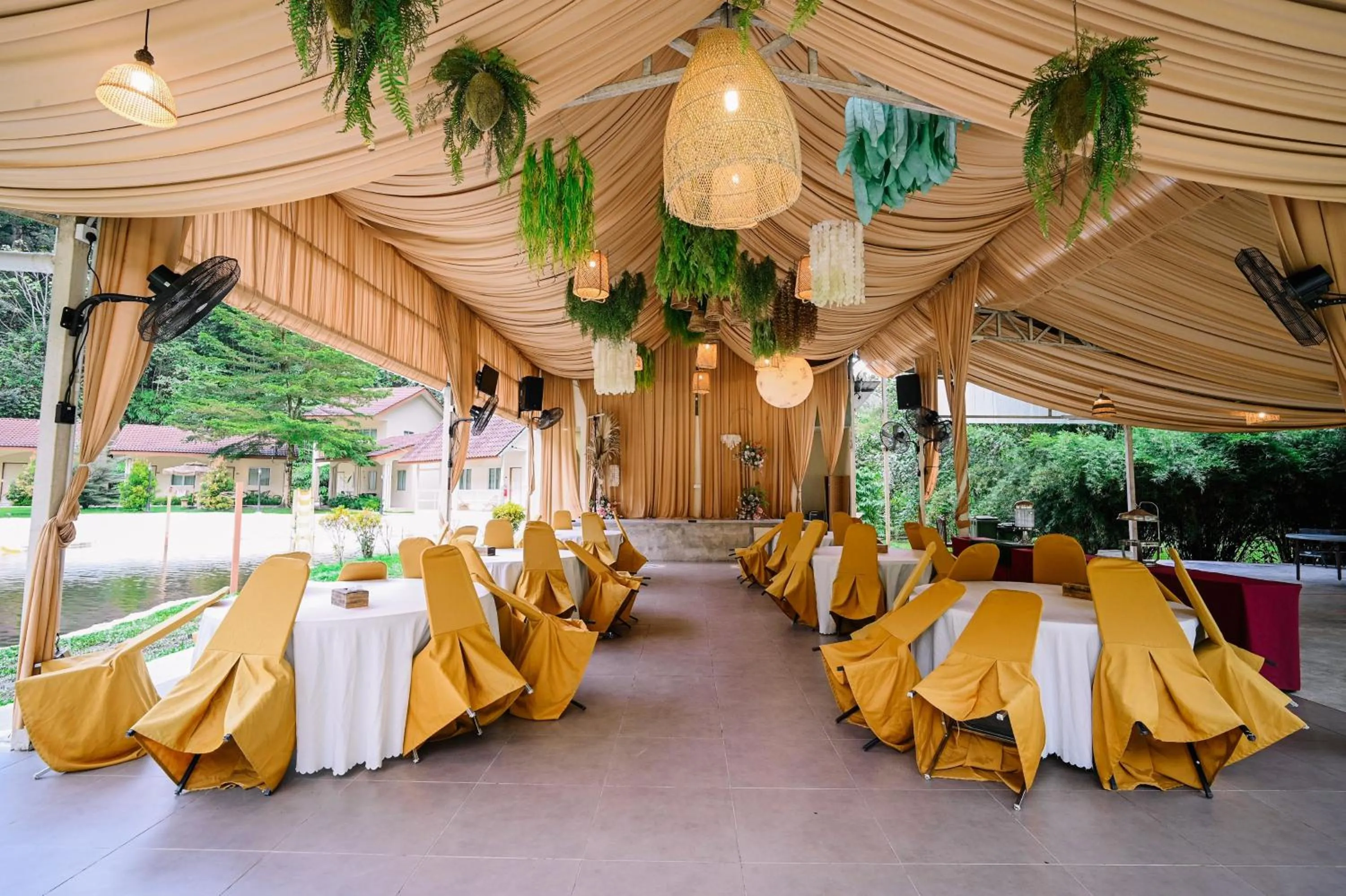 LiLLA Rainforest Retreat - Hulu Langat