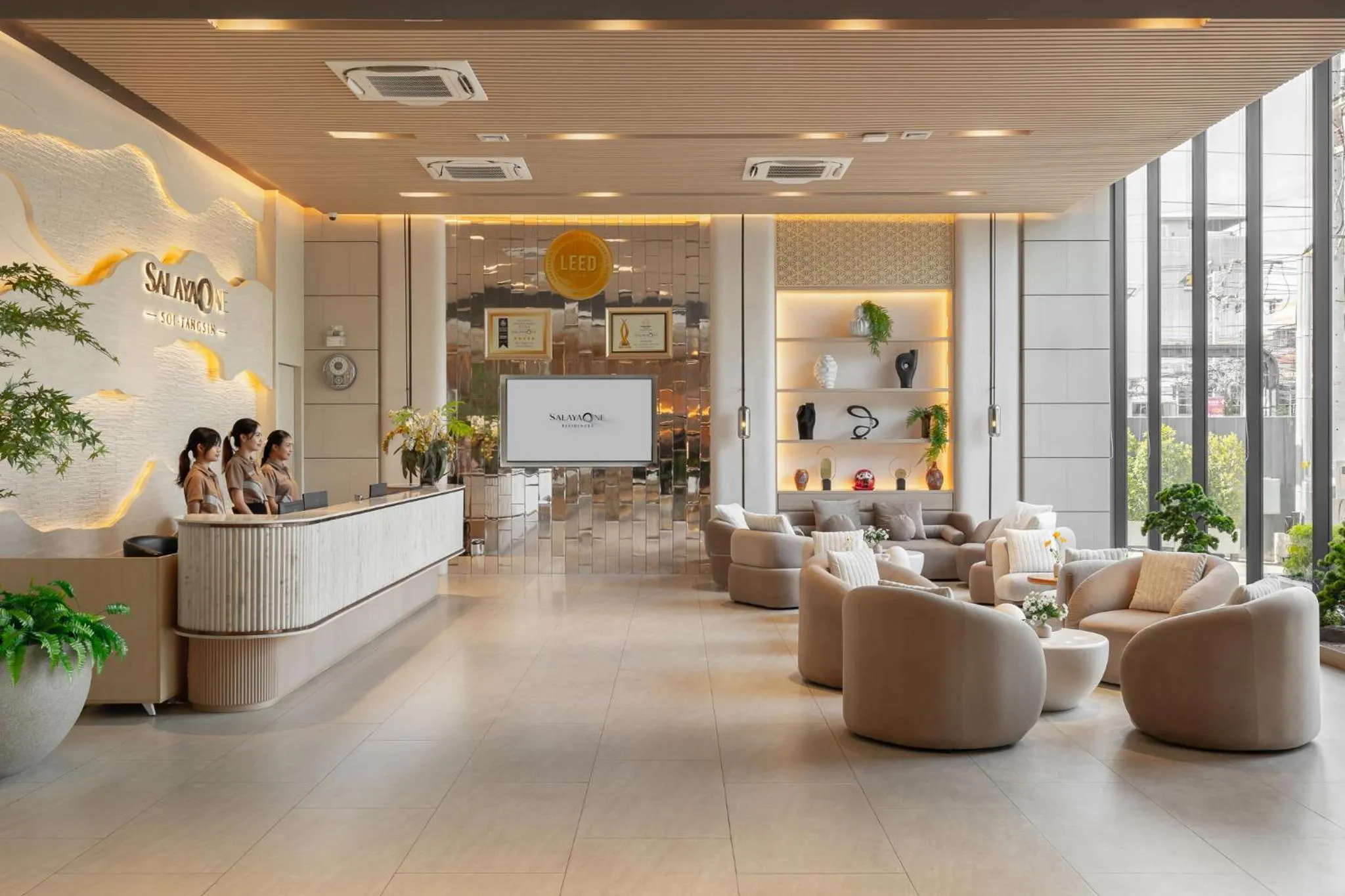 Lobby or reception in Salaya One Hotel & Service Apartment