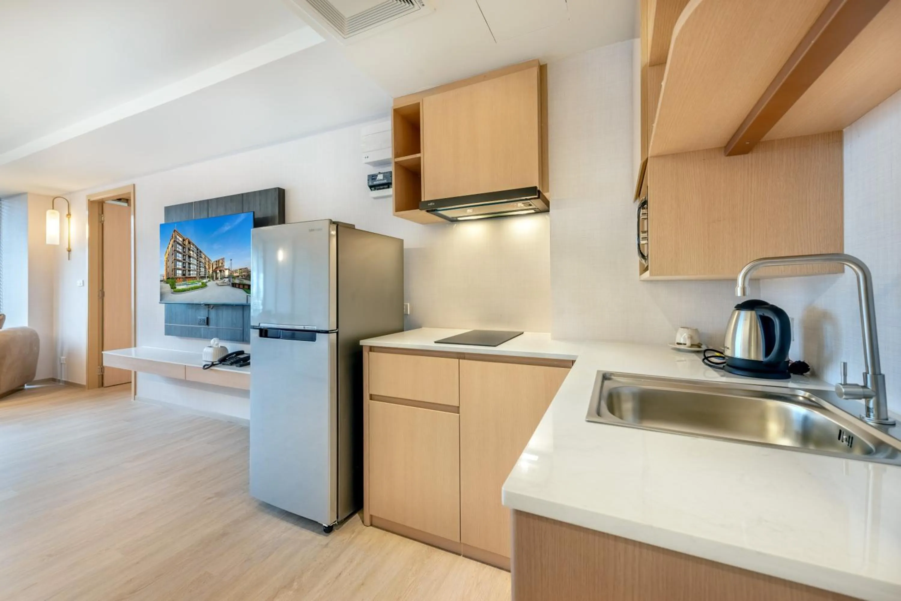 Salaya One Hotel & Service Apartment