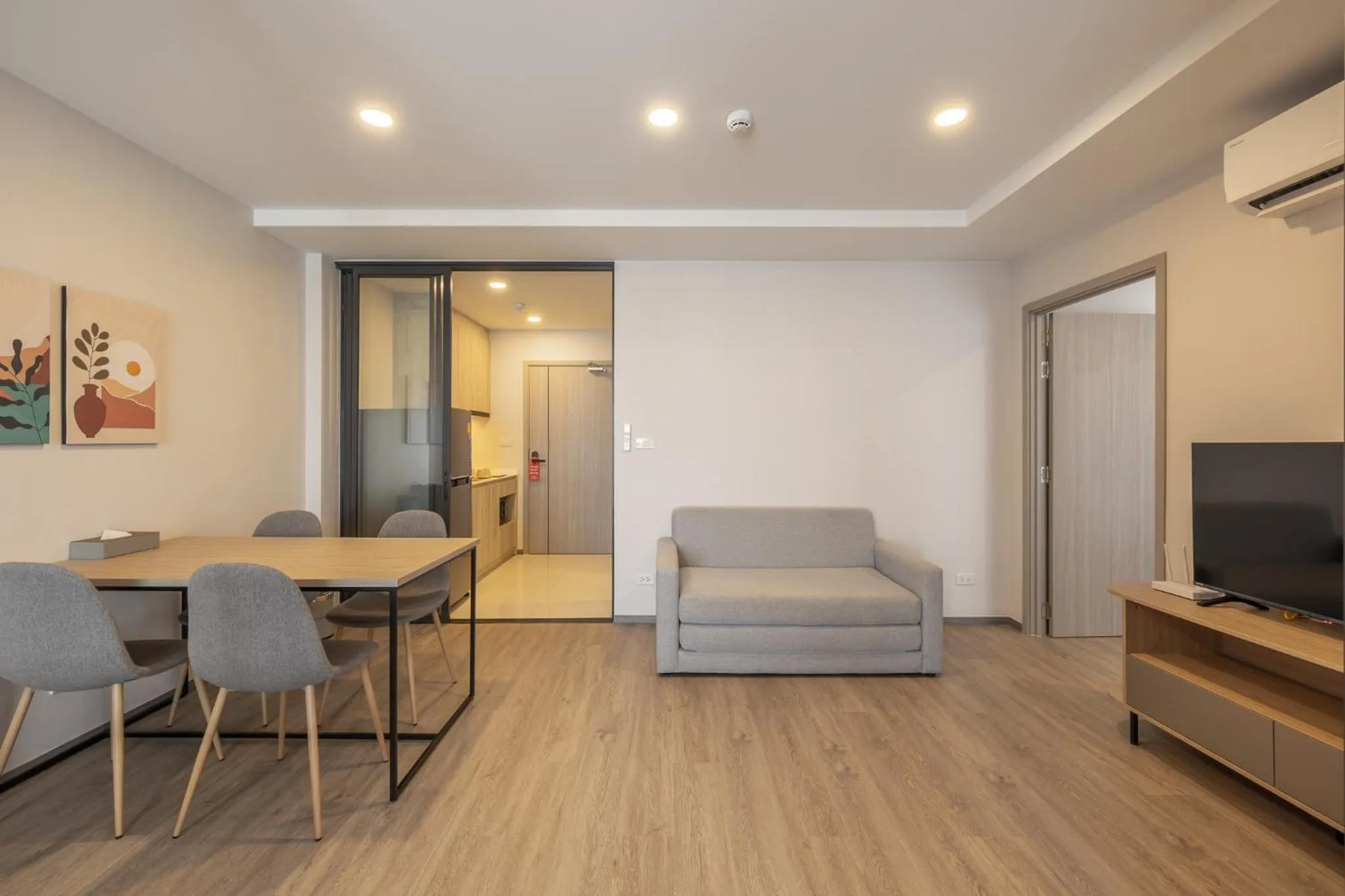 Salaya One Hotel & Service Apartment