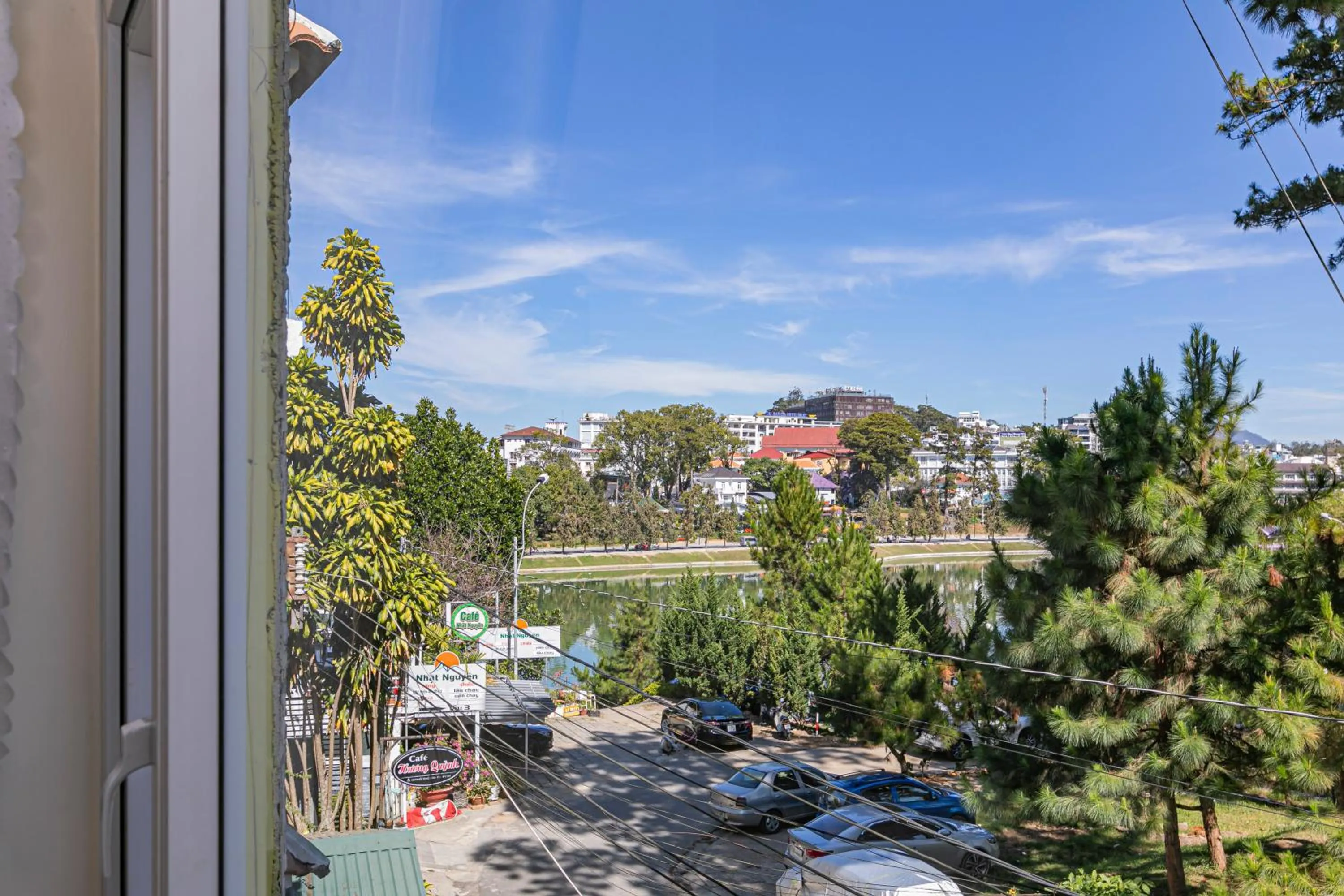 Neighbourhood in Thang Lap Hotel