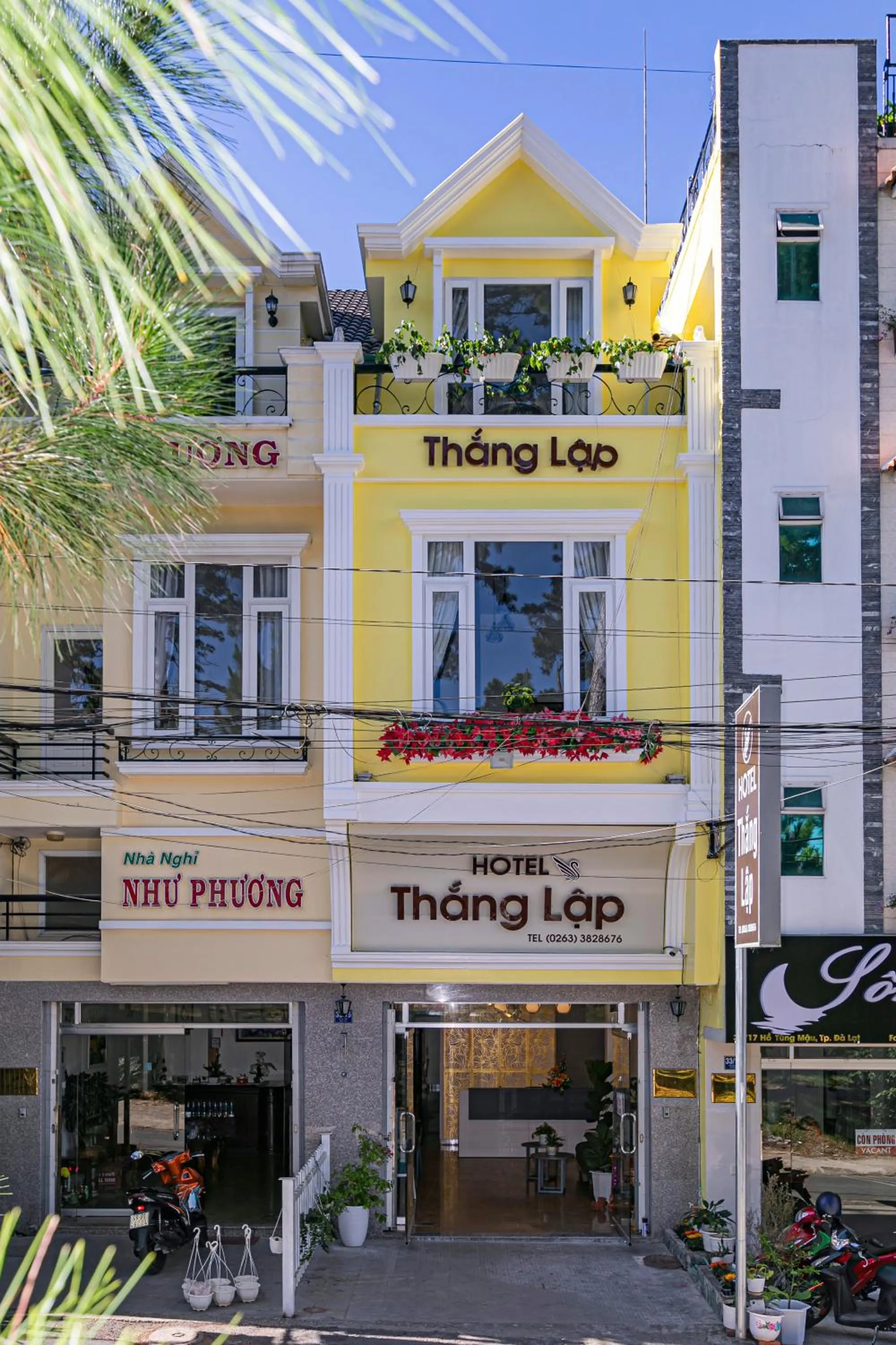 Facade/entrance in Thang Lap Hotel