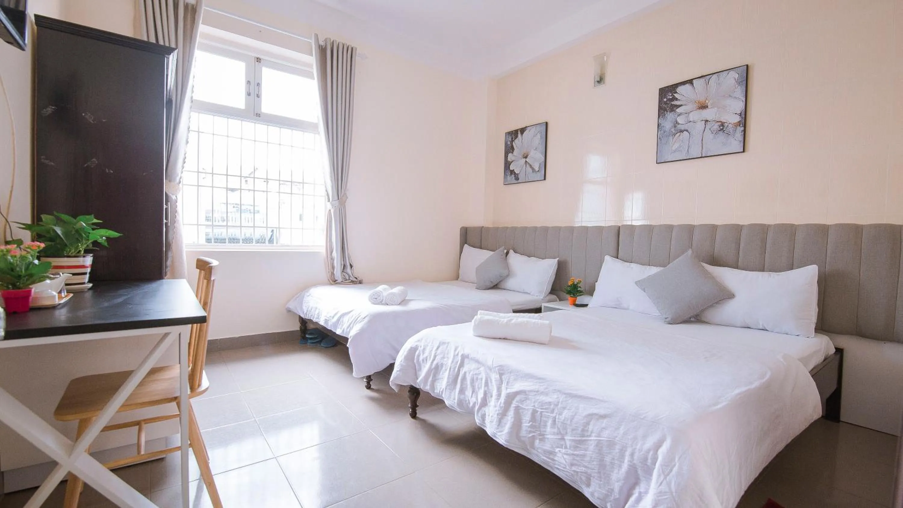 Bed in Thang Lap Hotel