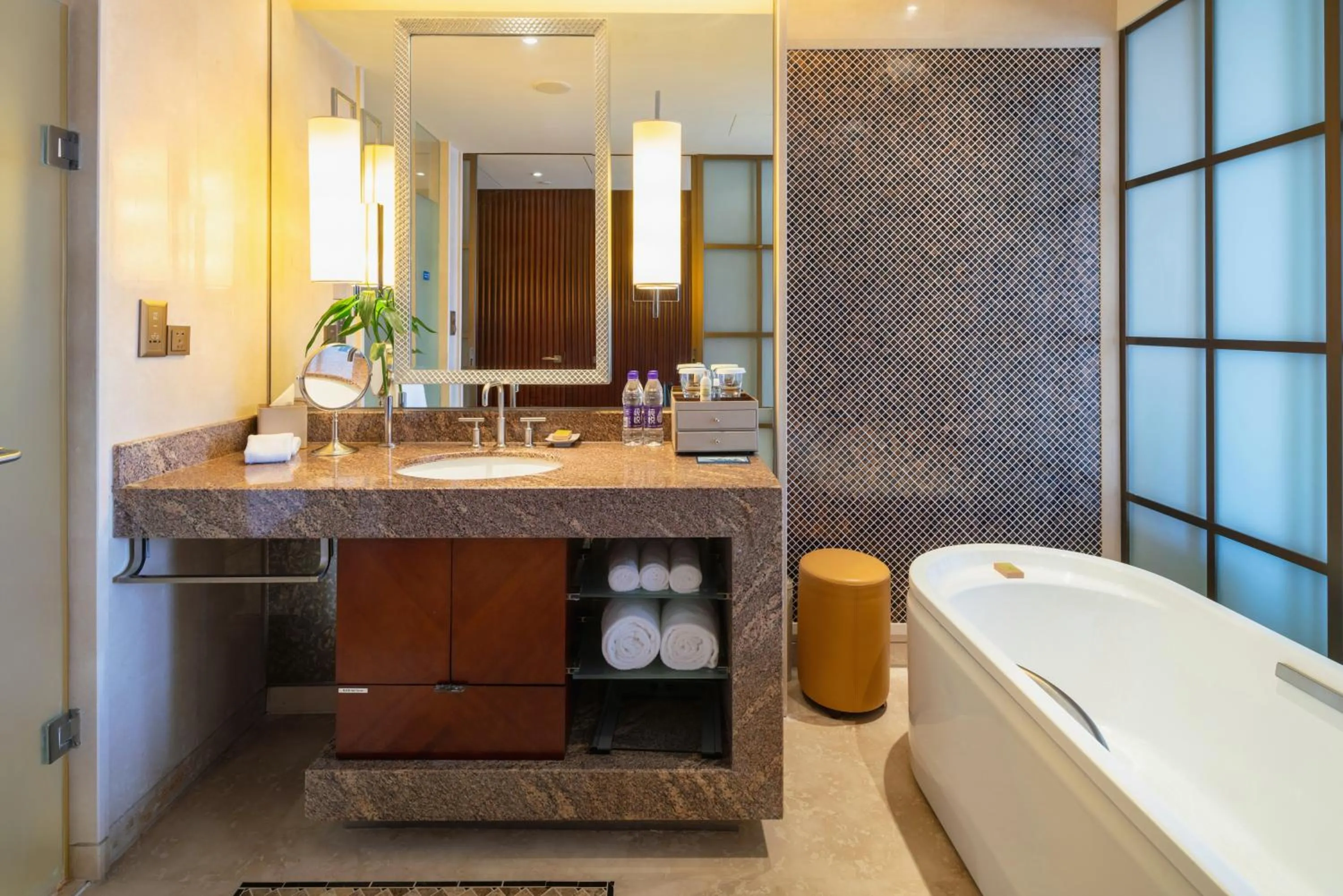 Bathroom in Hilton Qingdao Golden Beach