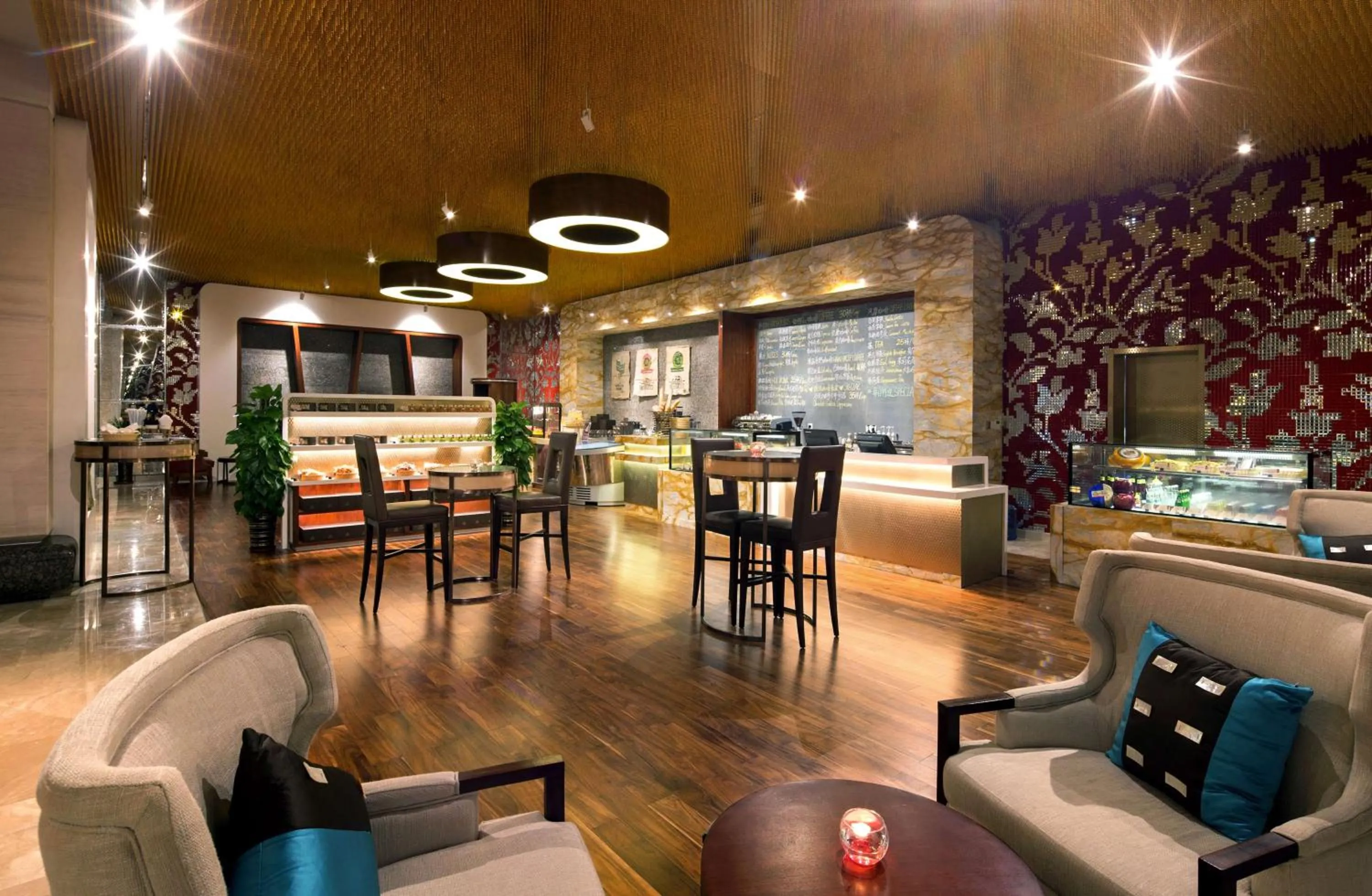 Restaurant/places to eat in Hilton Qingdao Golden Beach