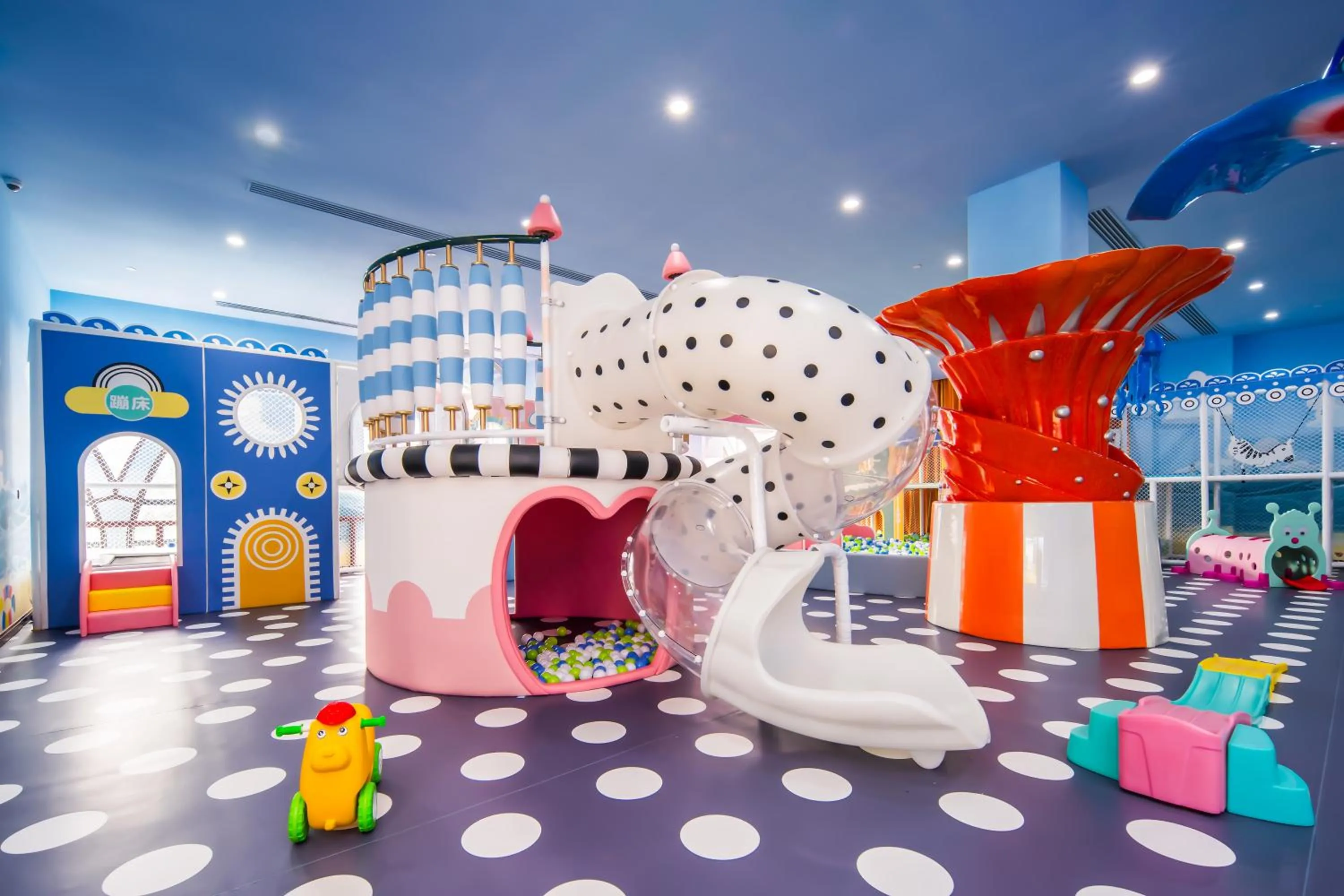 Property building in Hilton Qingdao Golden Beach