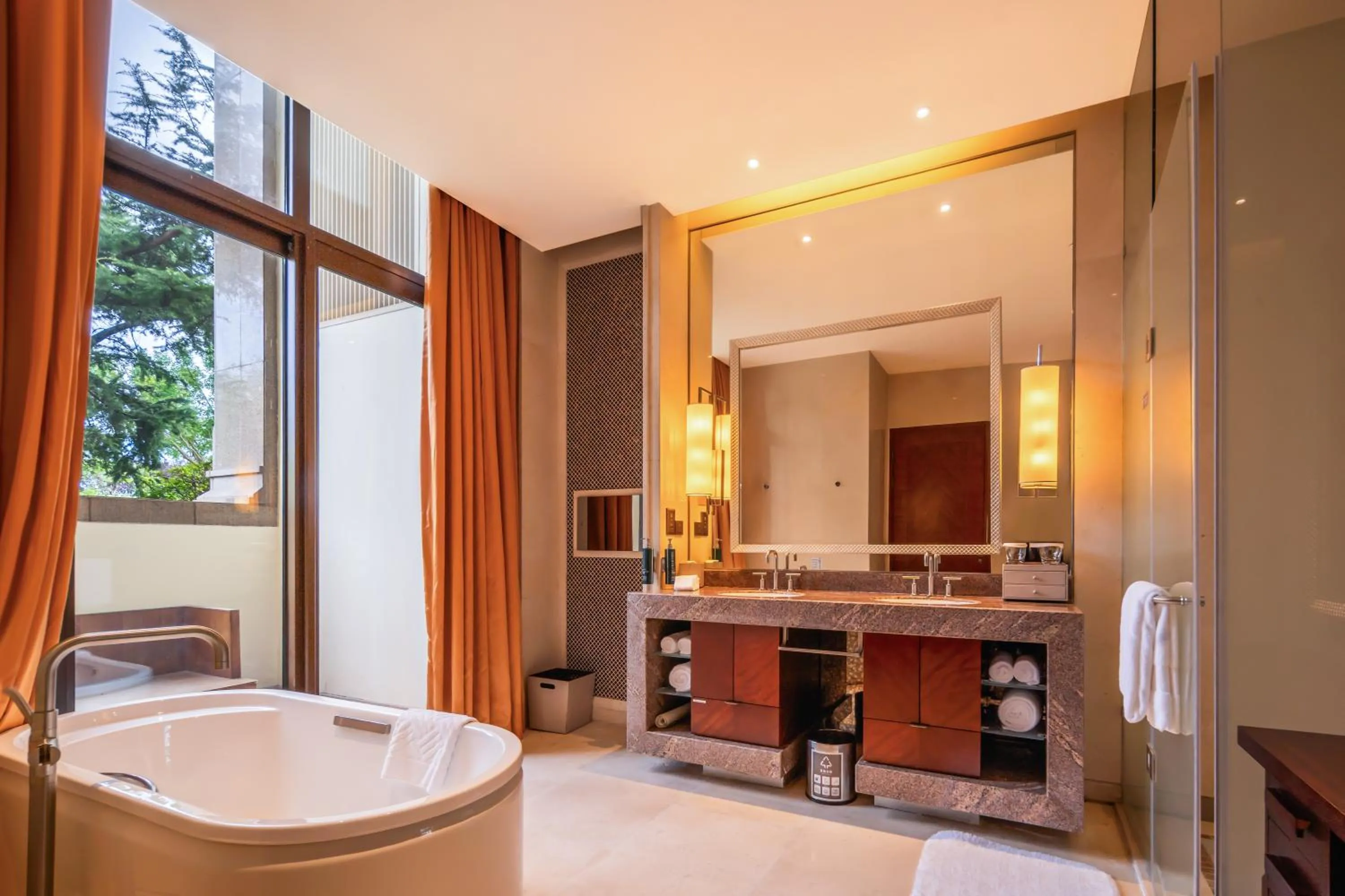 Property building in Hilton Qingdao Golden Beach