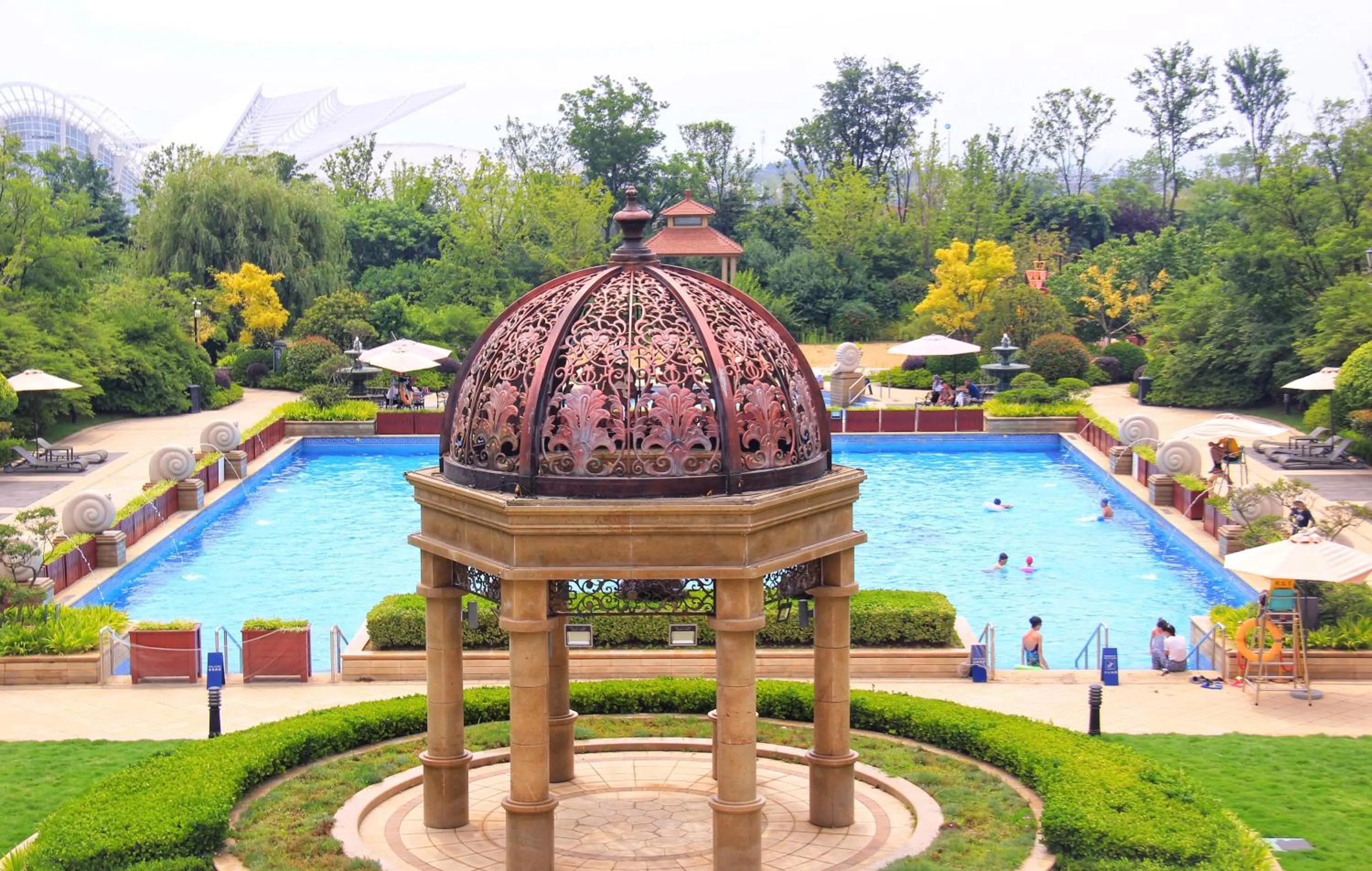 Swimming pool in Hilton Qingdao Golden Beach