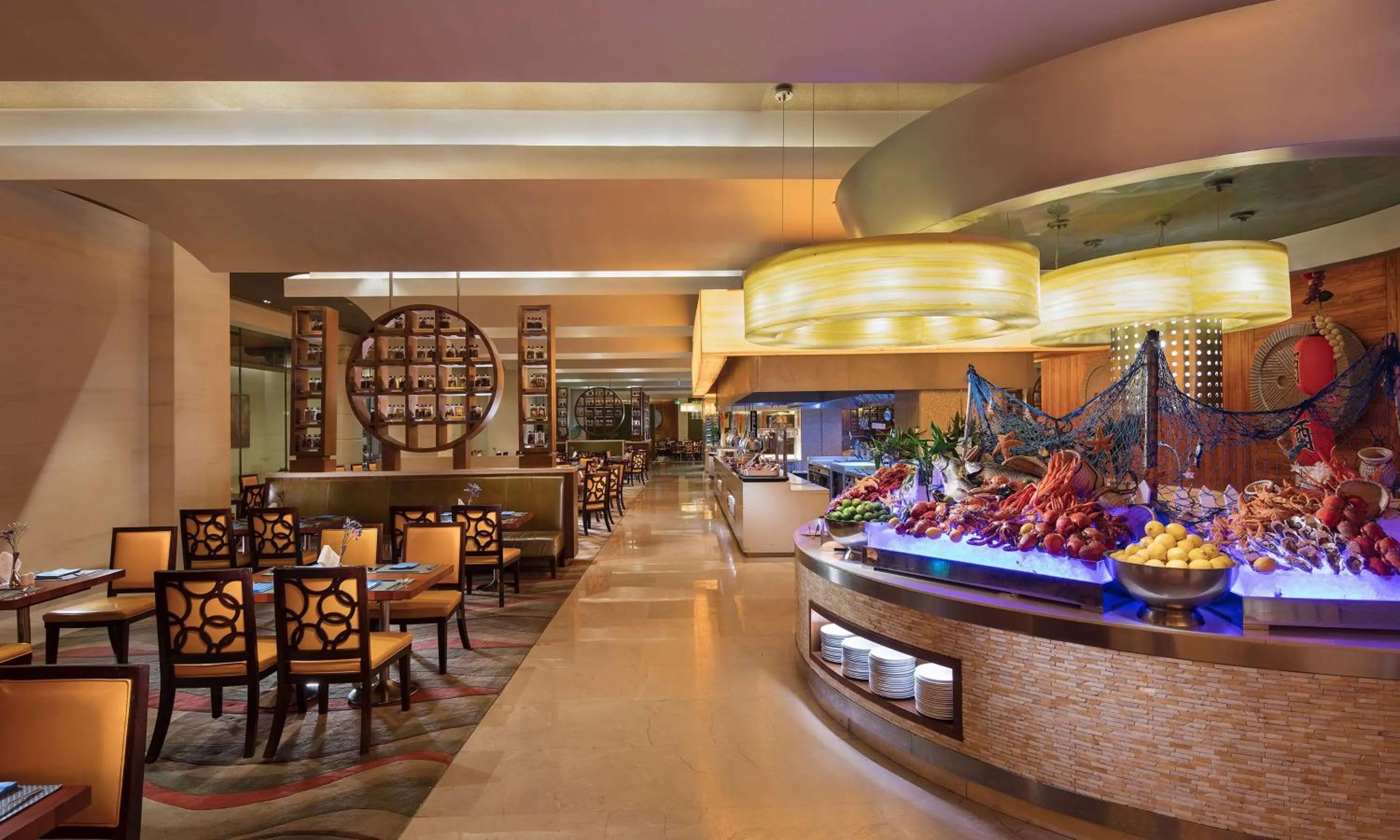 Restaurant/places to eat in Hilton Qingdao Golden Beach