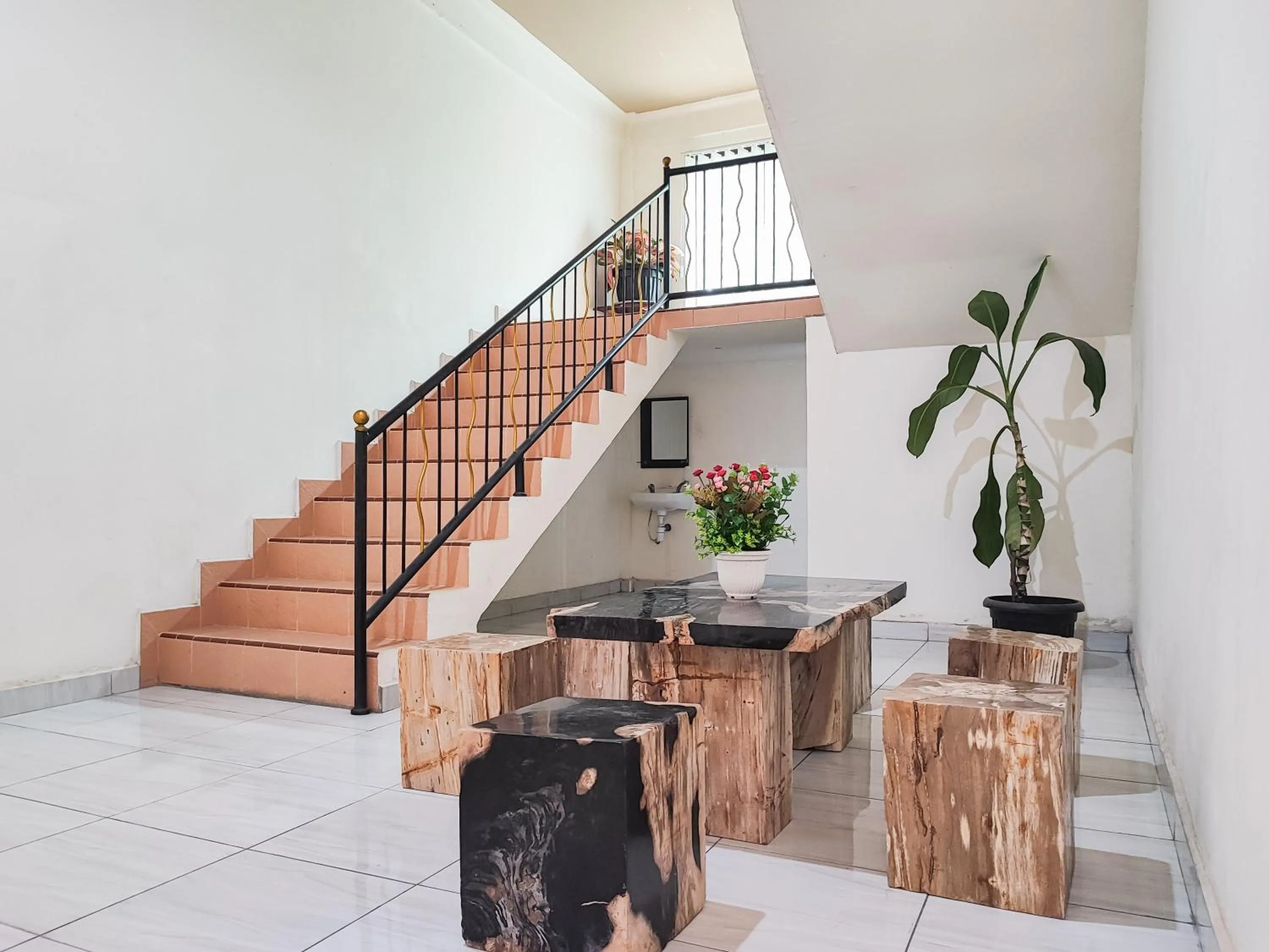 Property building in RedDoorz Plus Syariah near Simpang Rimbo Jambi 2