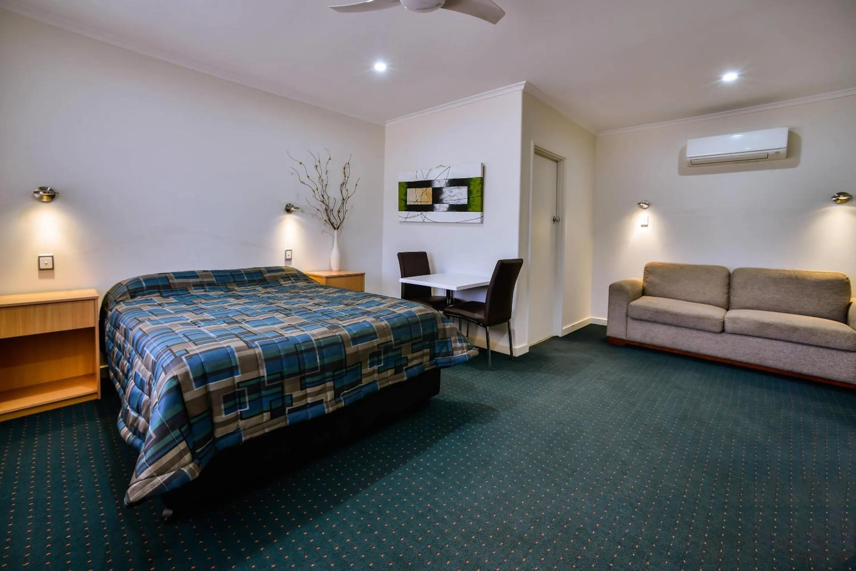 Bedroom, Bed in Comfort Inn & Suites Augusta Westside