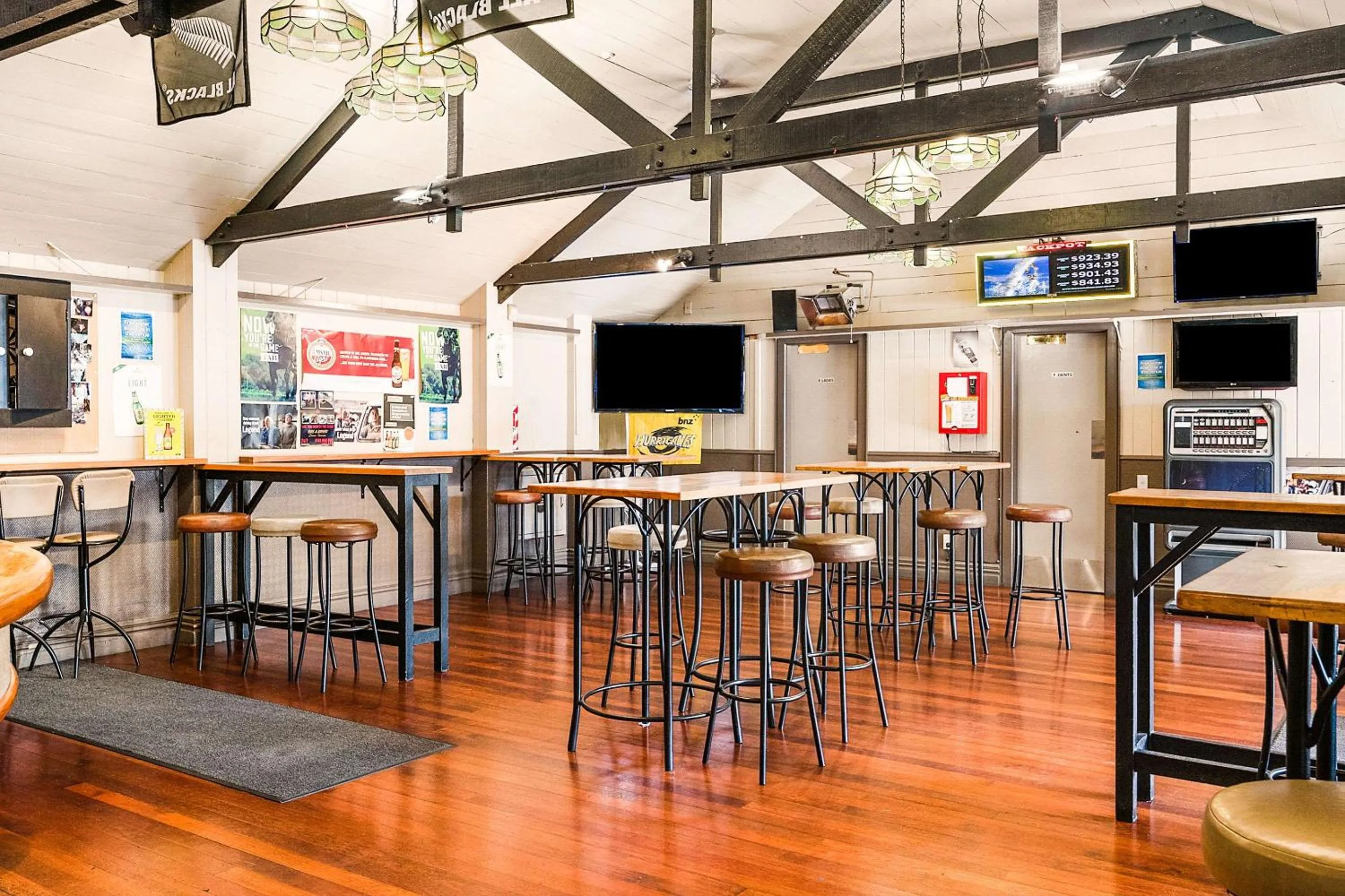 Lounge or bar in The Angus Hotel