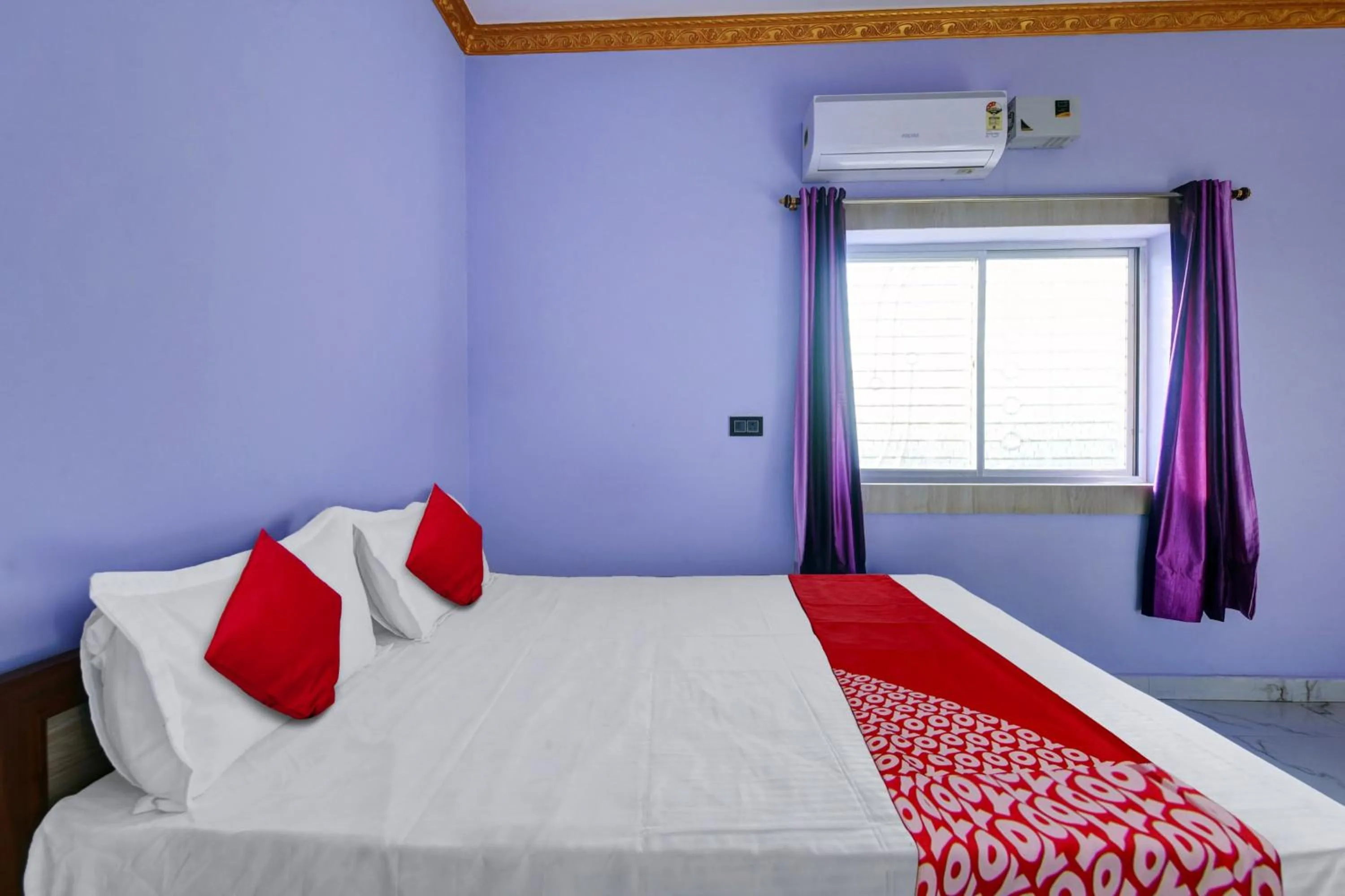 Bedroom, Bed in Hotel O by OYO JP Banquet