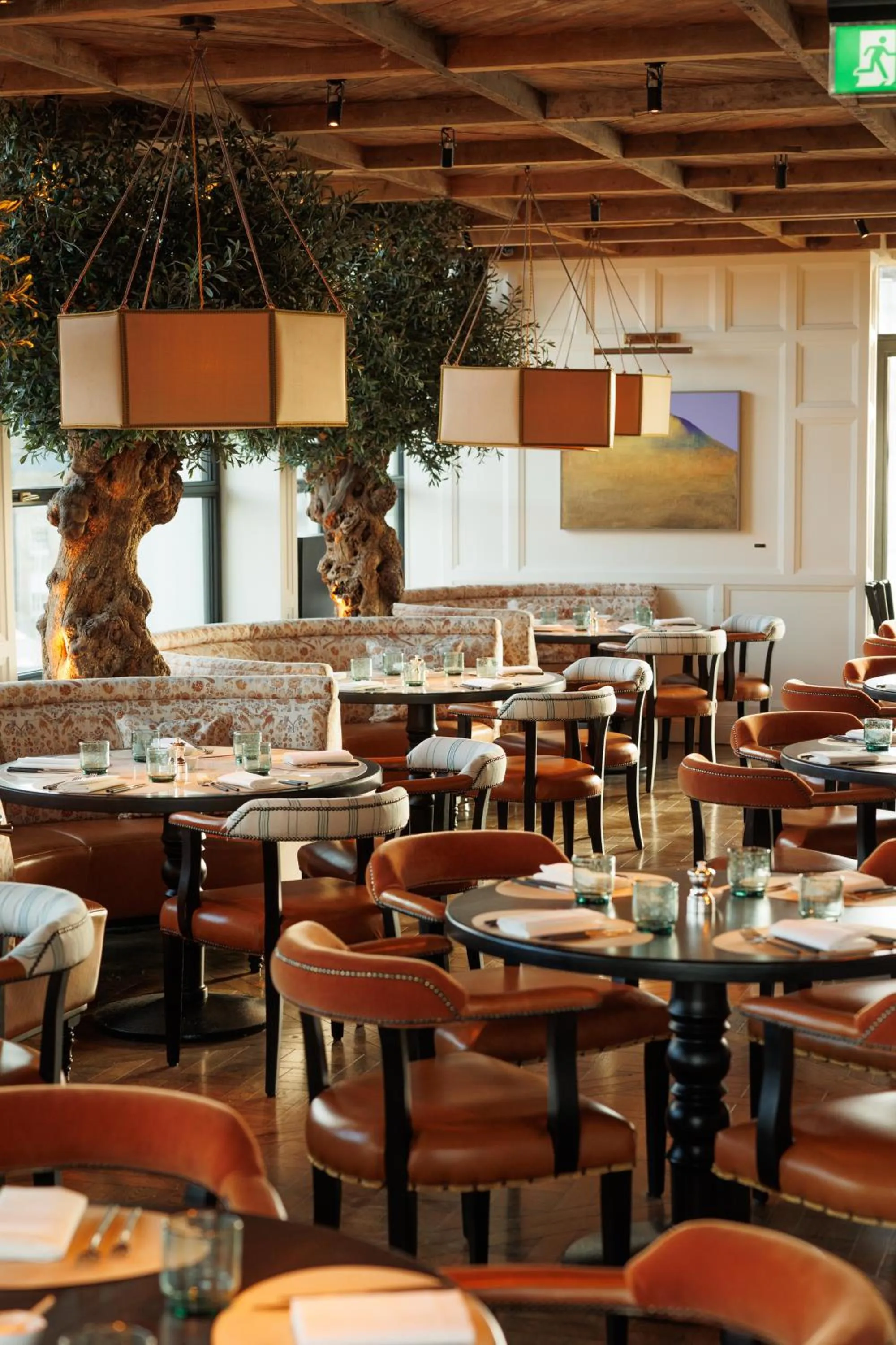 Restaurant/places to eat in The Leinster