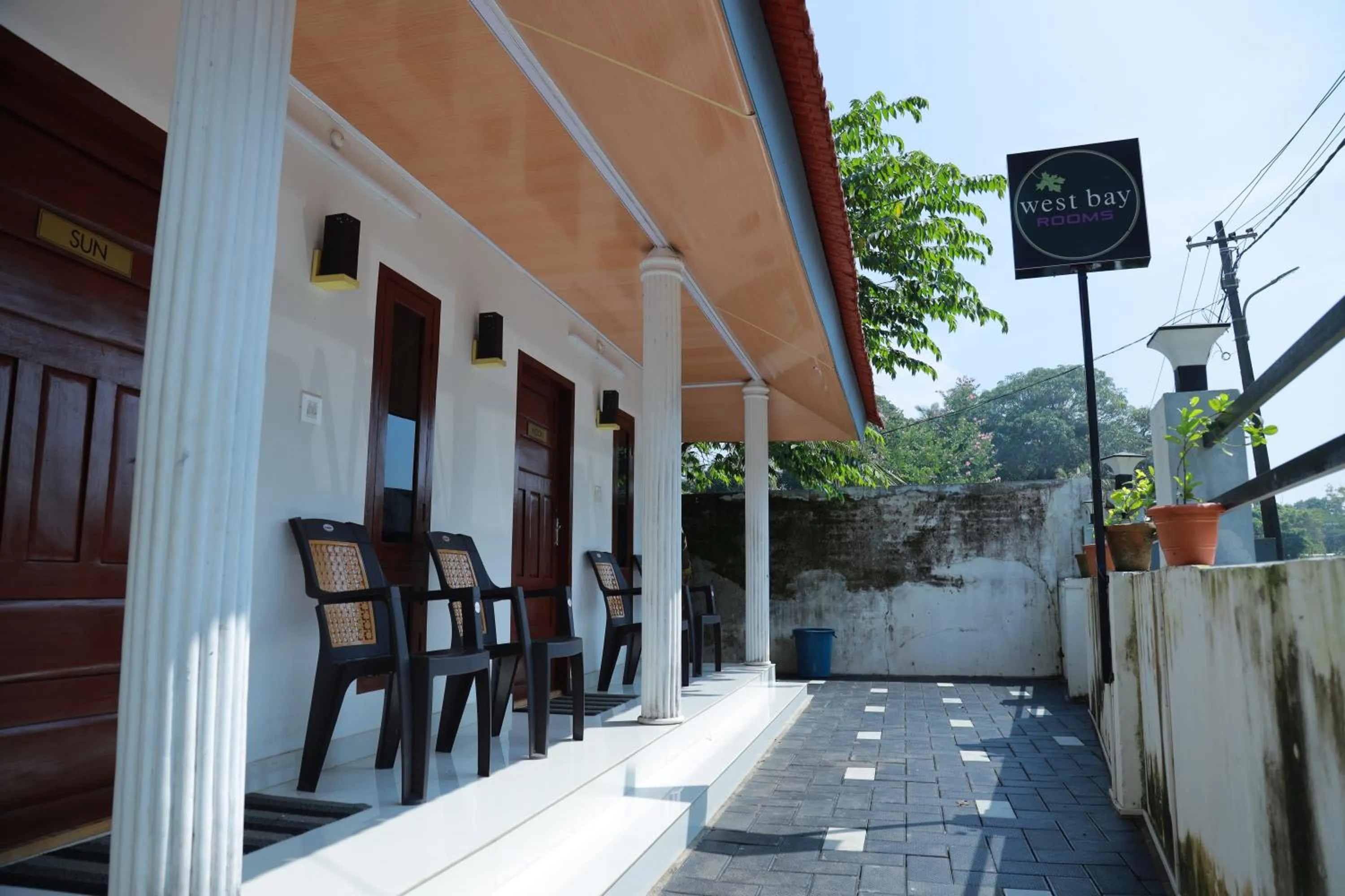 Facade/entrance in Baywatch Beach Resort