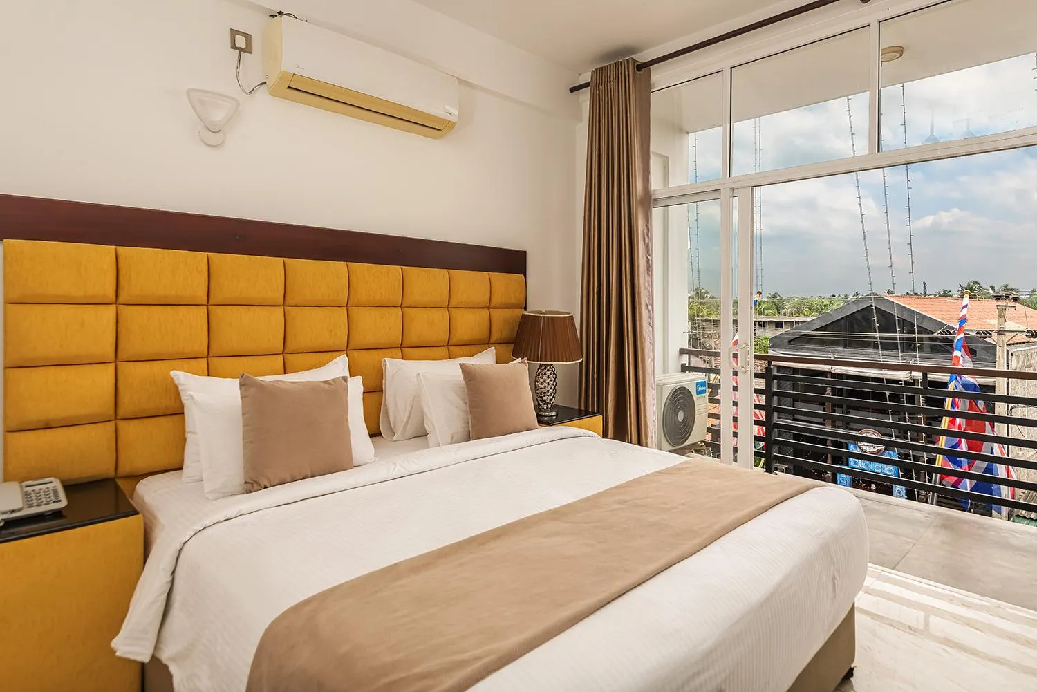 Bedroom in Beverly Beach Negombo