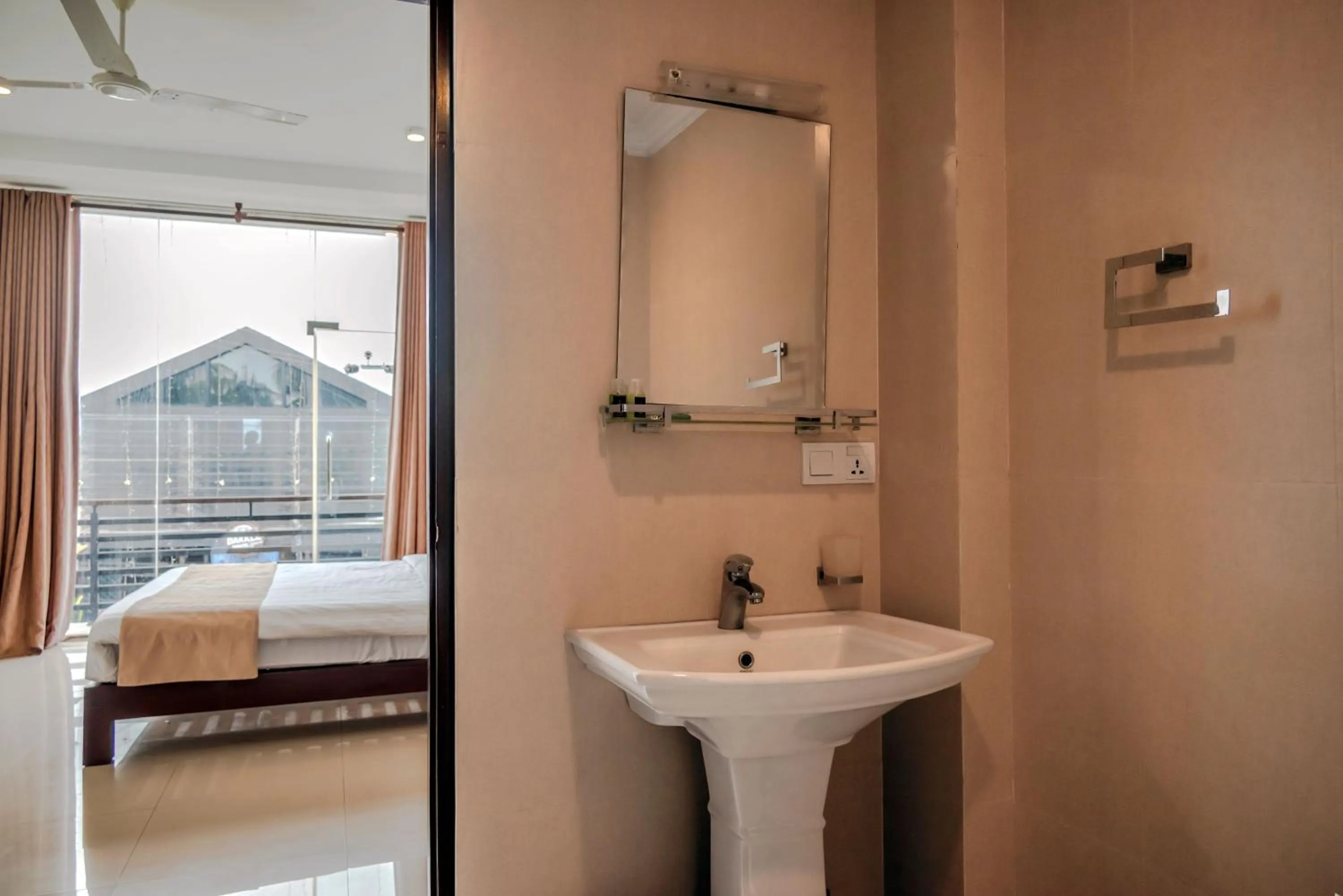 Bathroom in Beverly Beach Negombo