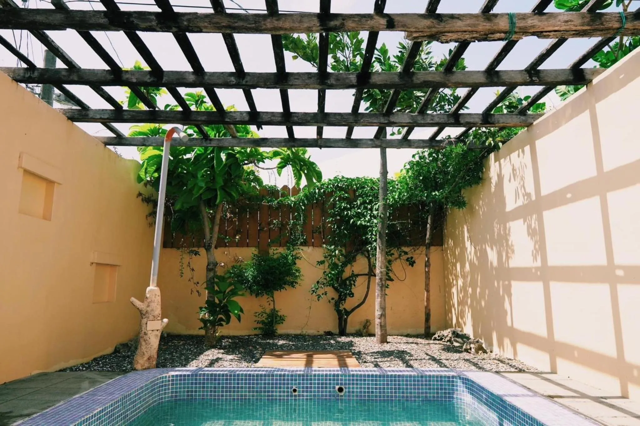 Swimming pool in Ding Jia Garden Resort