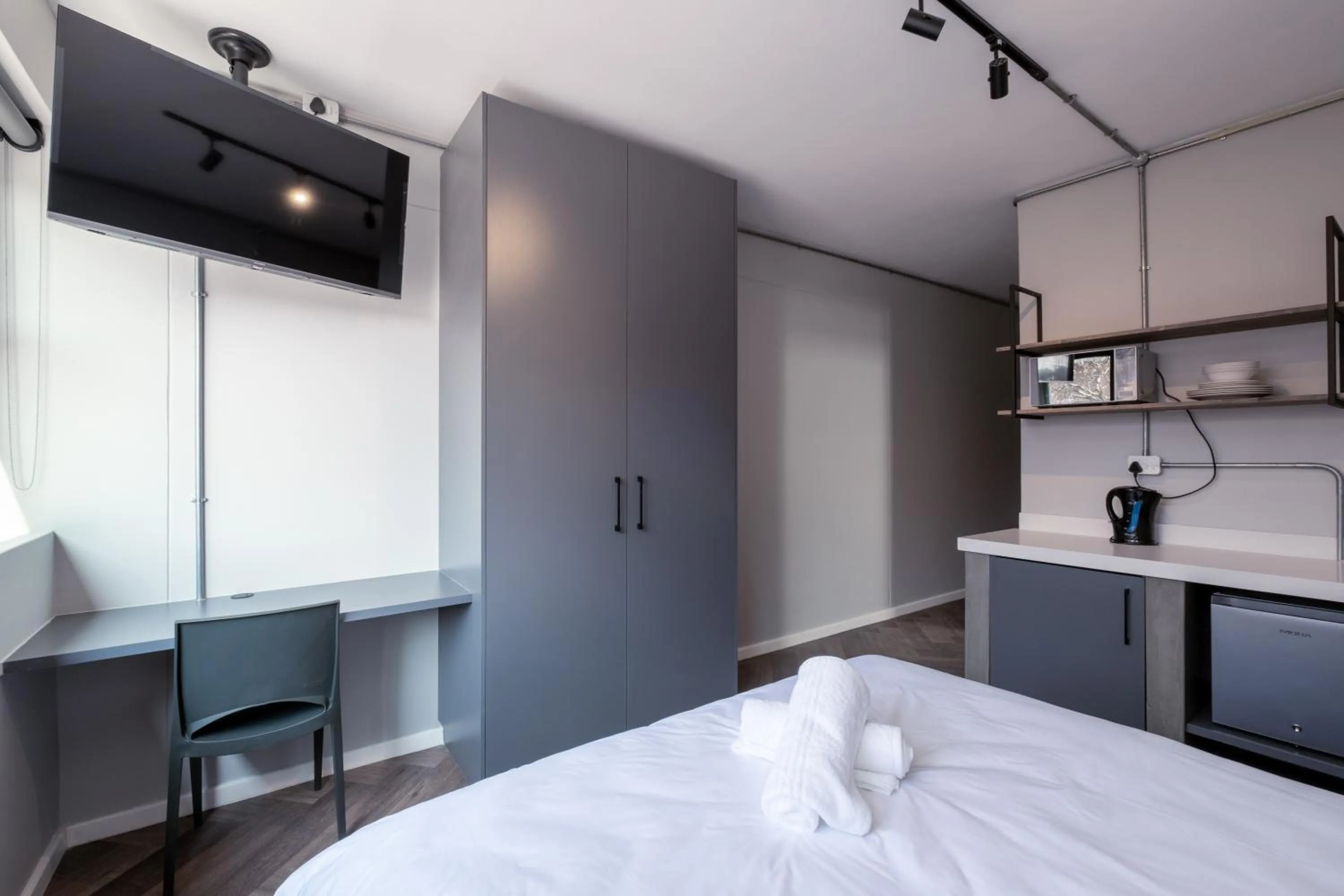 Bed in Inn & Out Plus Rosebank