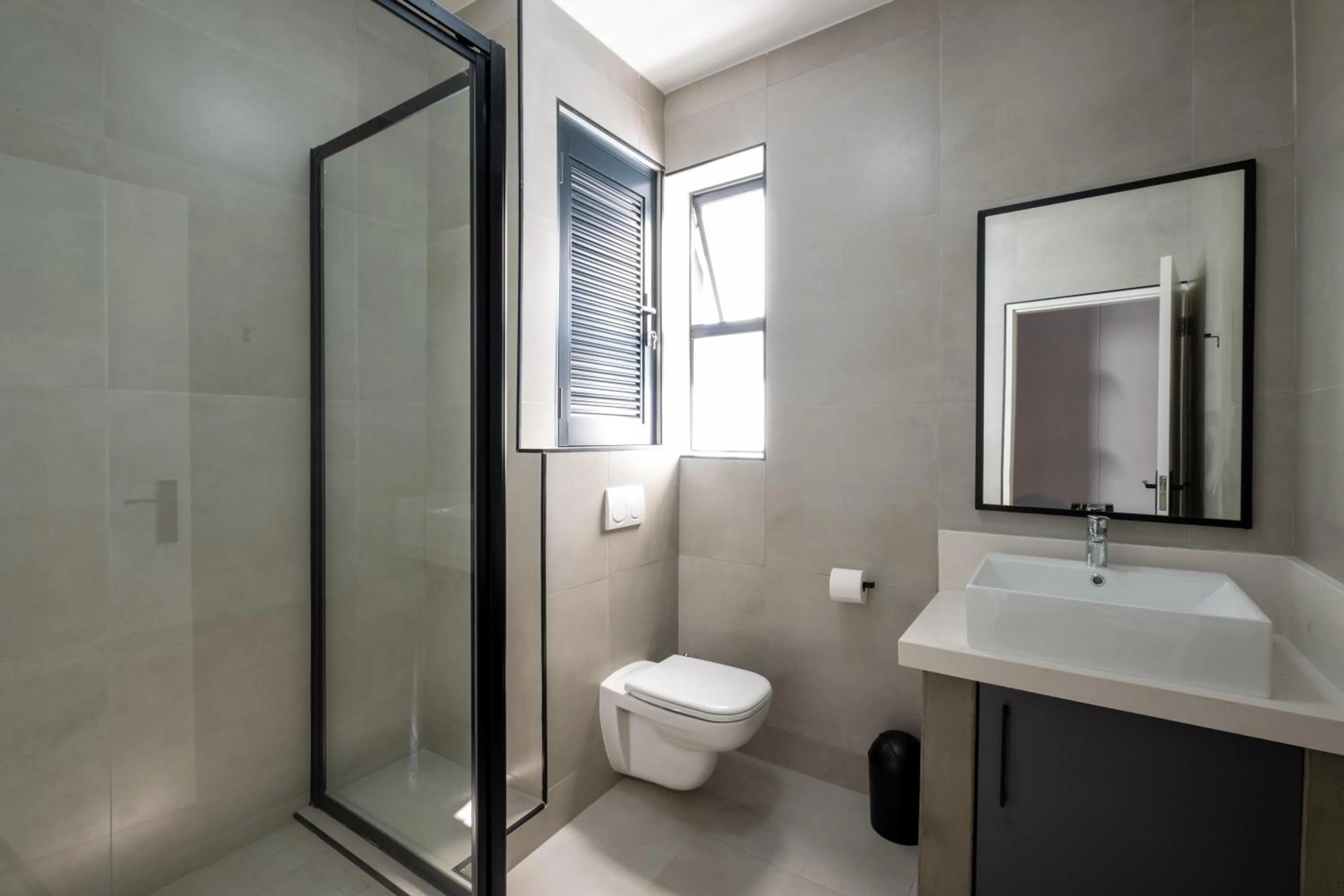 Shower in Inn & Out Plus Rosebank