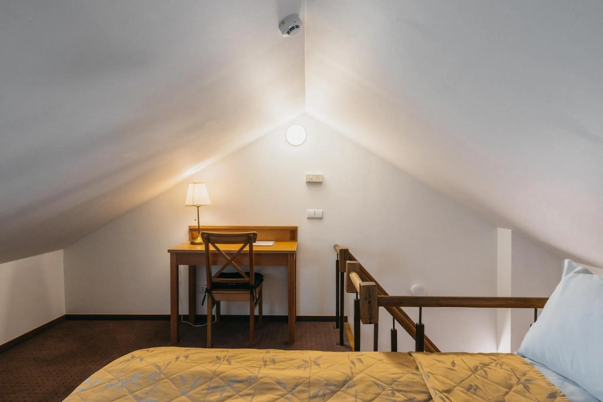 Seating area, Bed in CATHEDRAL Old Town Suites