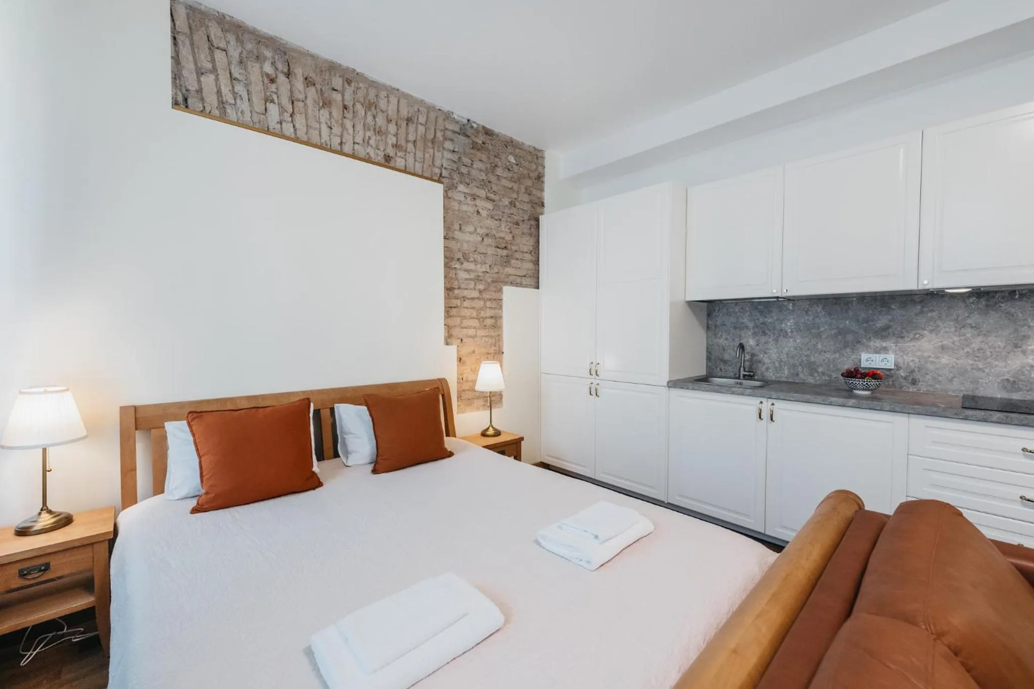 Bed in CATHEDRAL Old Town Suites