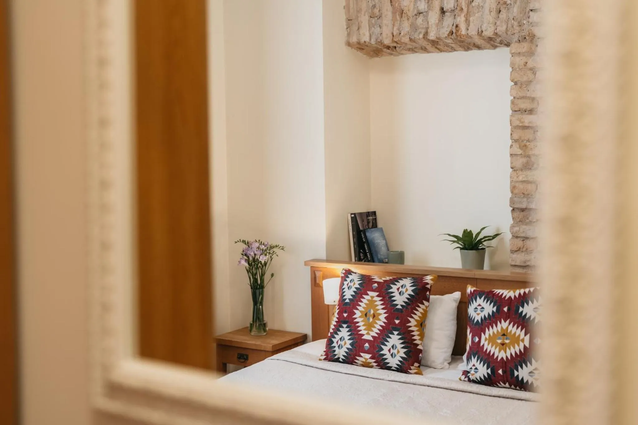 Bed in CATHEDRAL Old Town Suites