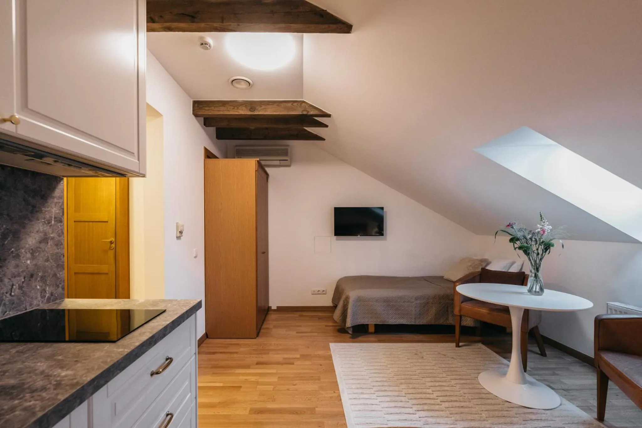 Photo of the whole room in CATHEDRAL Old Town Suites