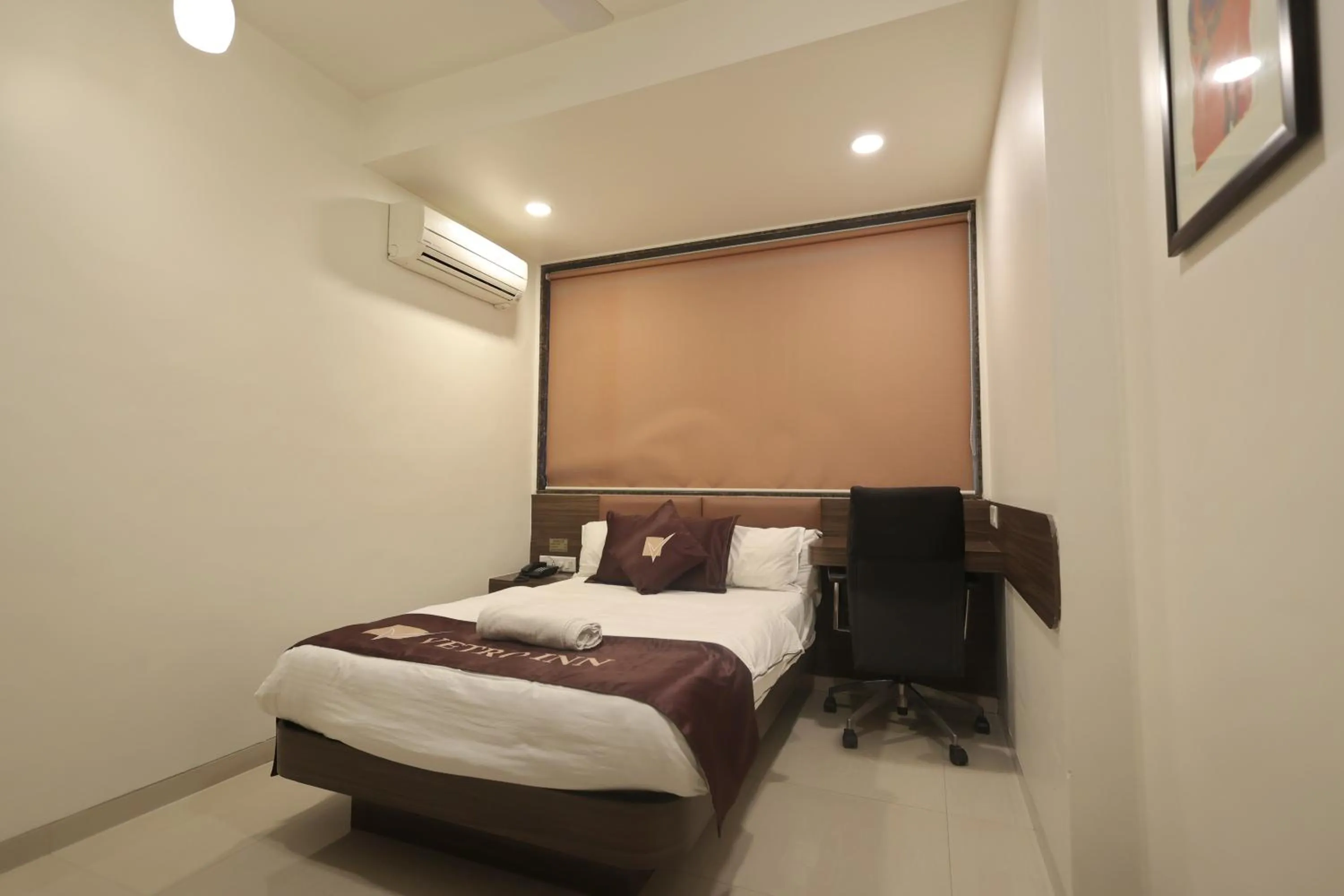 Bedroom, Bed in Hotel Vetro Inn