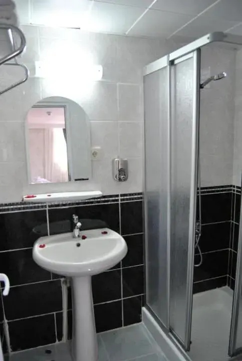 Economy Double or Twin Room in Hotel Star Park Economy Double or Twin Room in Hotel Star Park