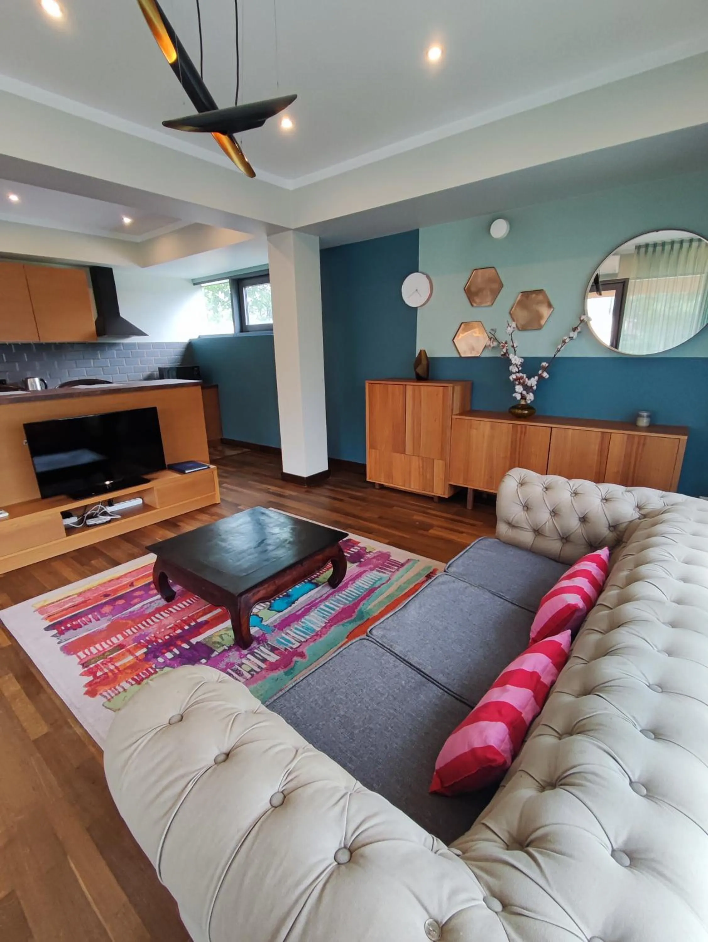 TV and multimedia in Saules Club Apart Hotel