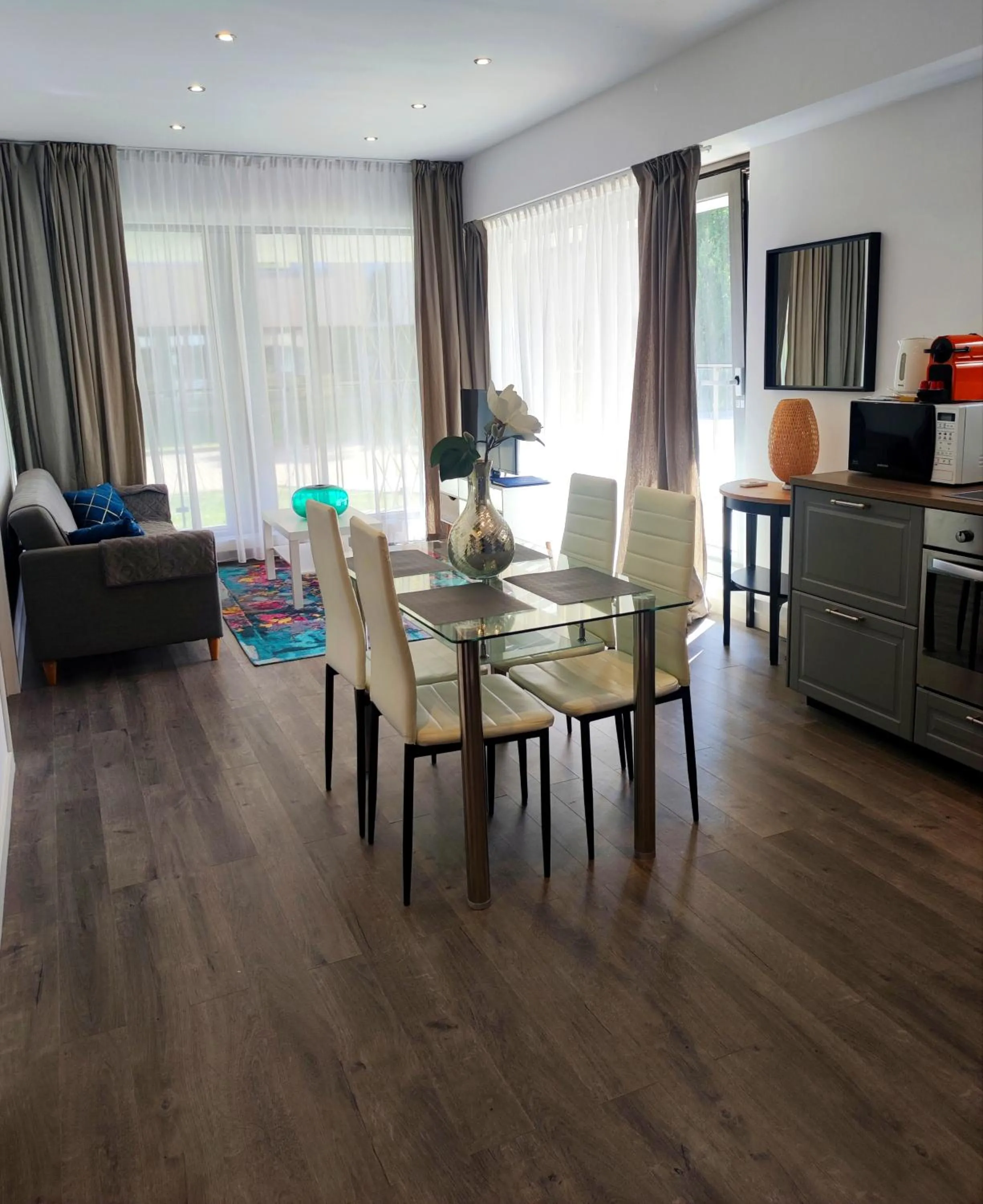 TV and multimedia in Saules Club Apart Hotel