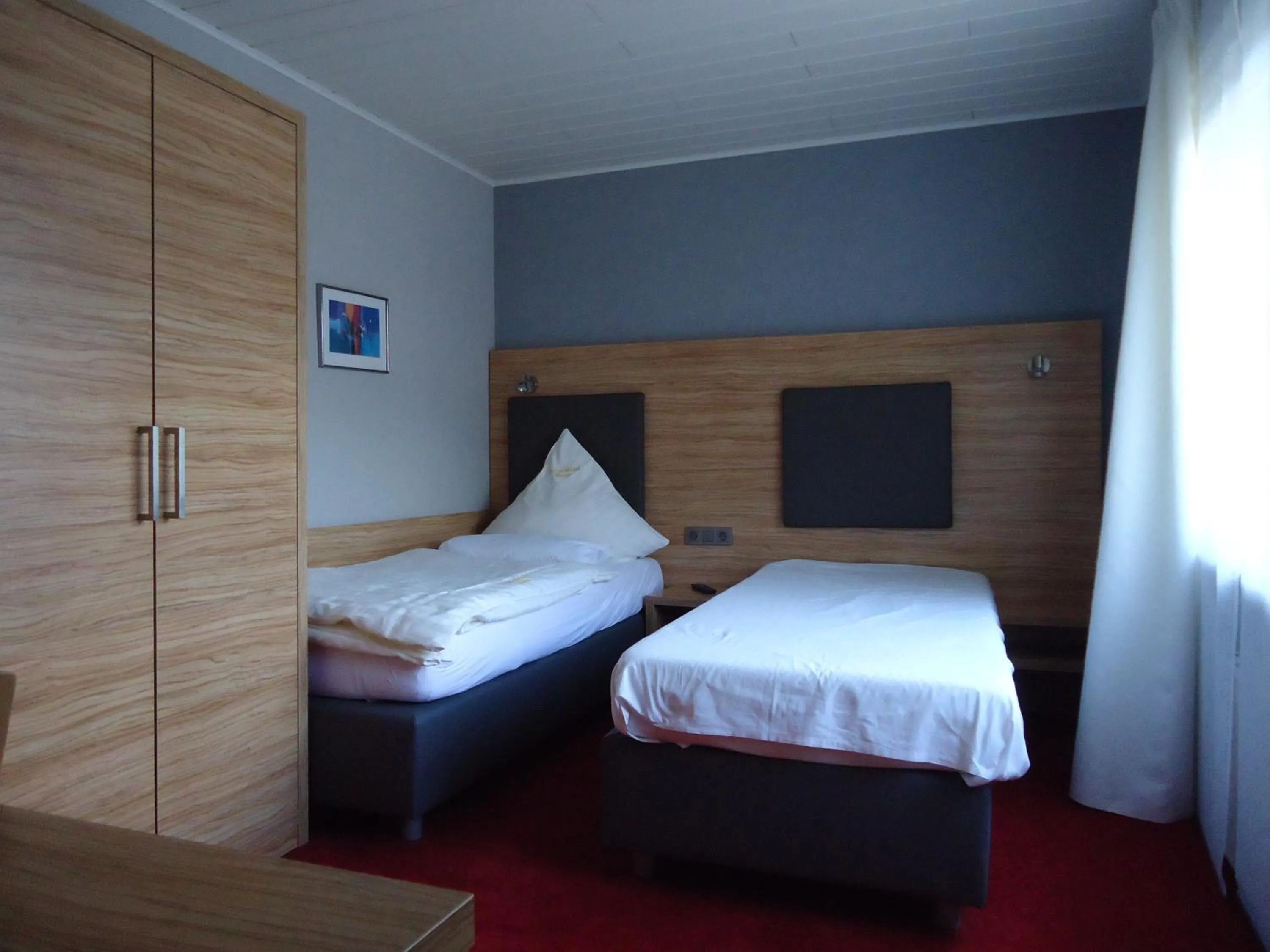 Day, Bed in Hotel Garten