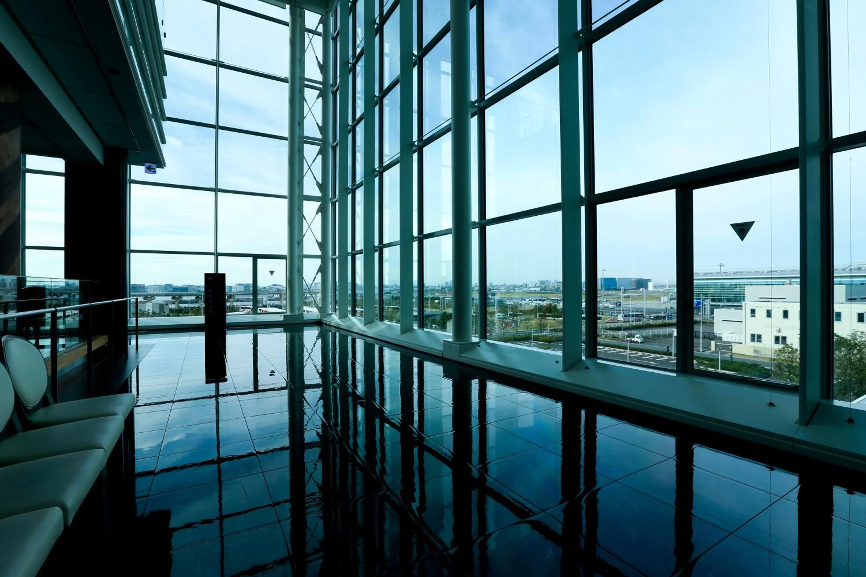 Area and facilities in The Royal Park Hotel Tokyo Haneda Airport Terminal 3