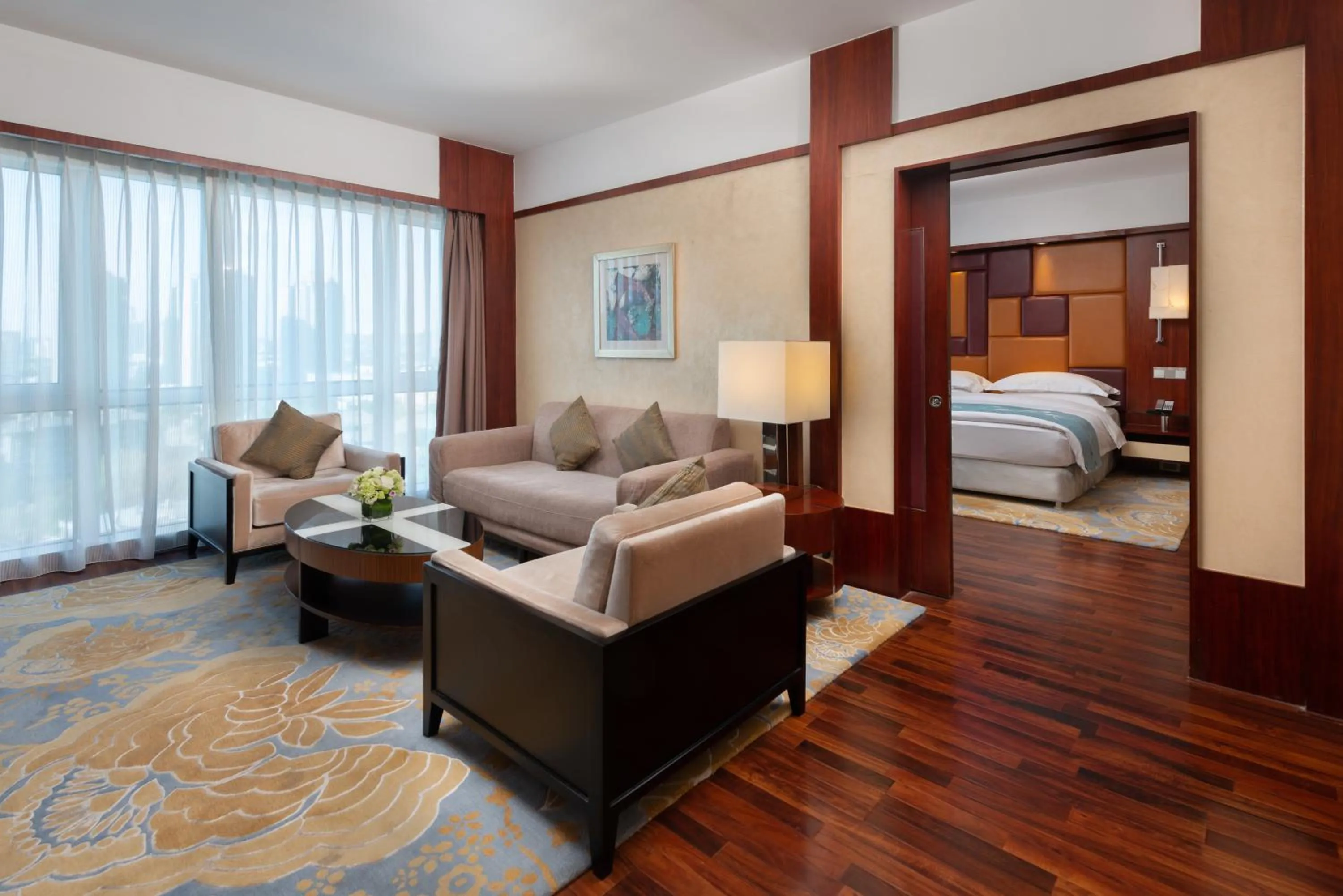 Bed in Beijing Kuntai Royal Hotel