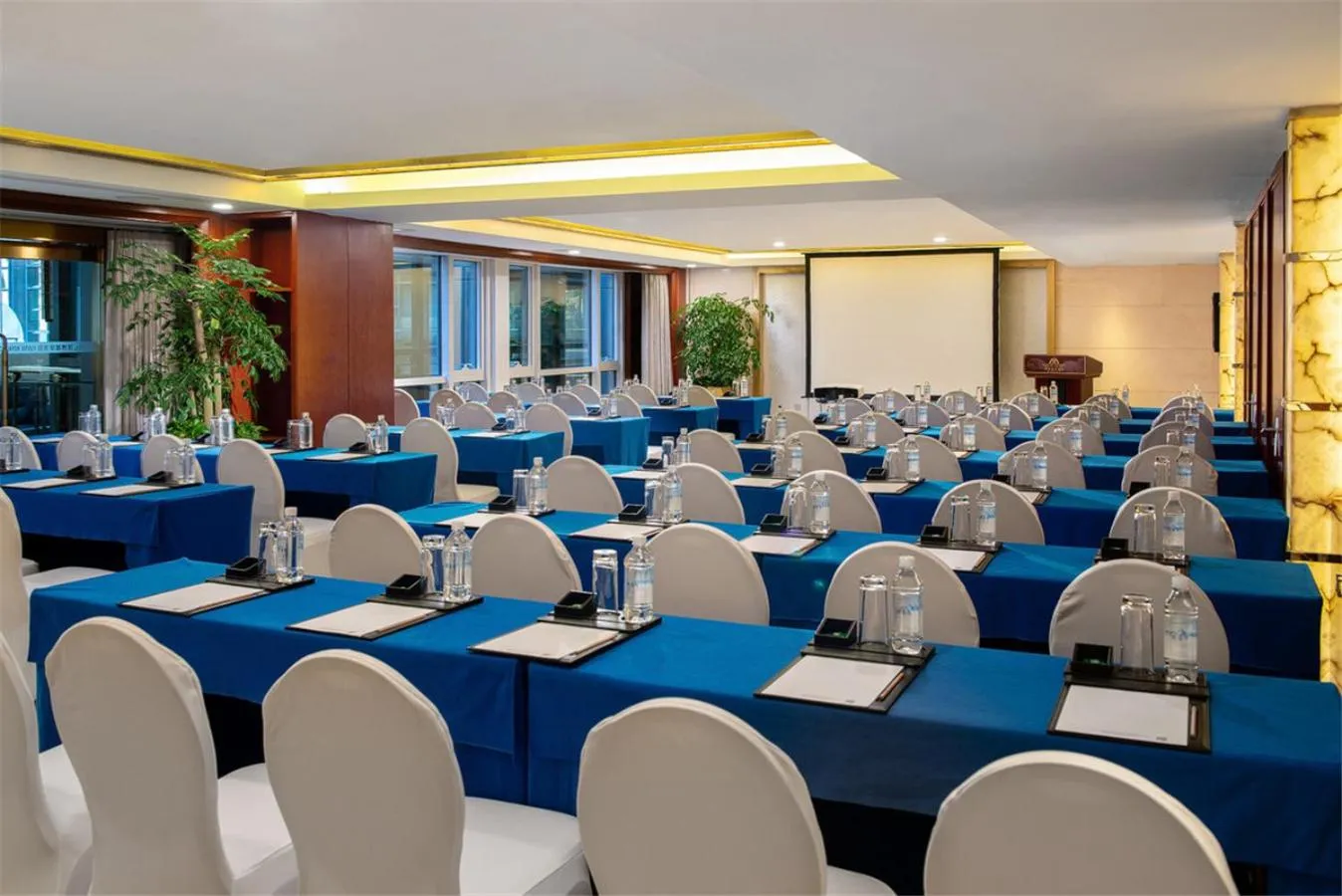 Beijing Kuntai Royal Hotel