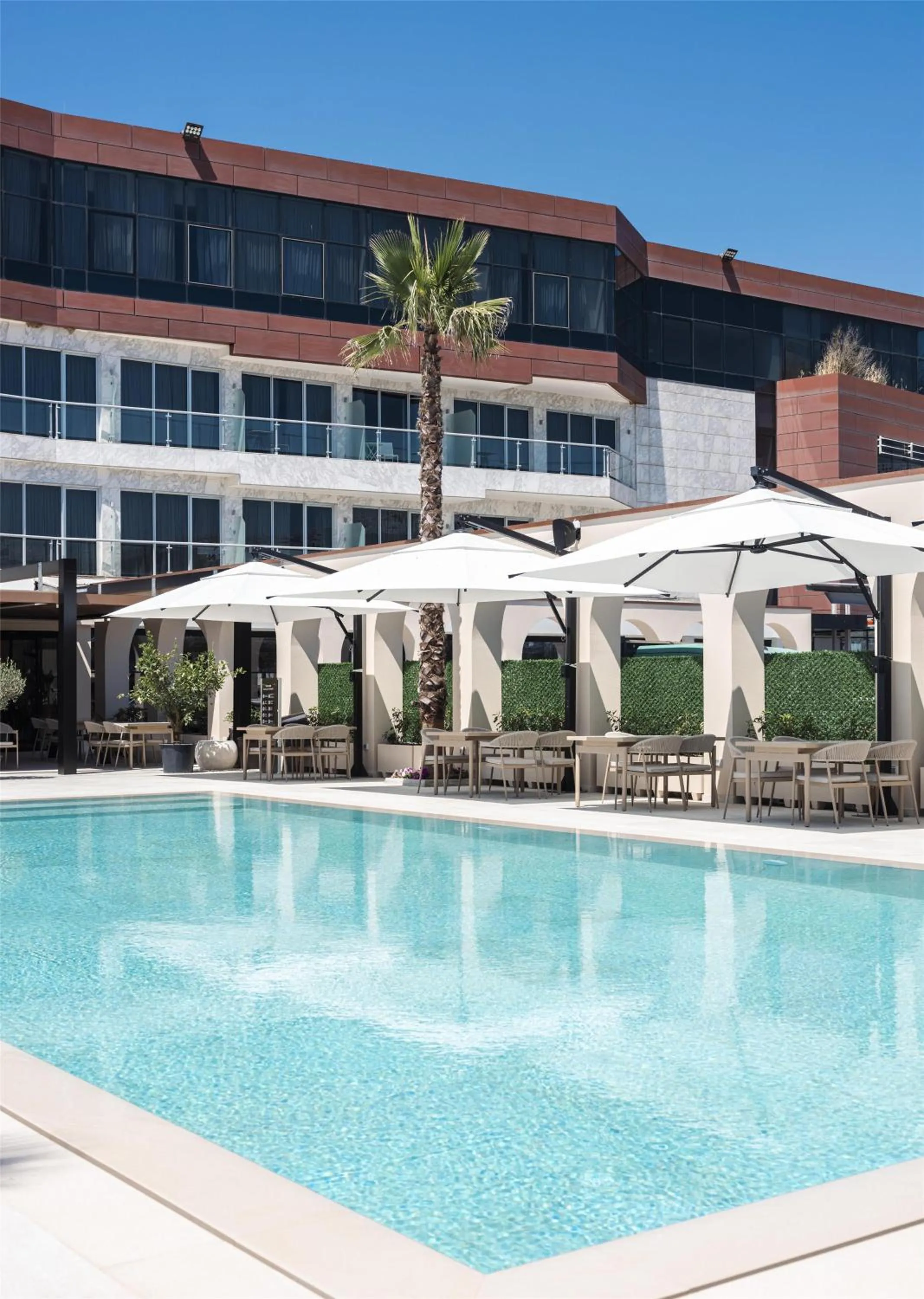 Pool view in Best Western Premier Ark Hotel