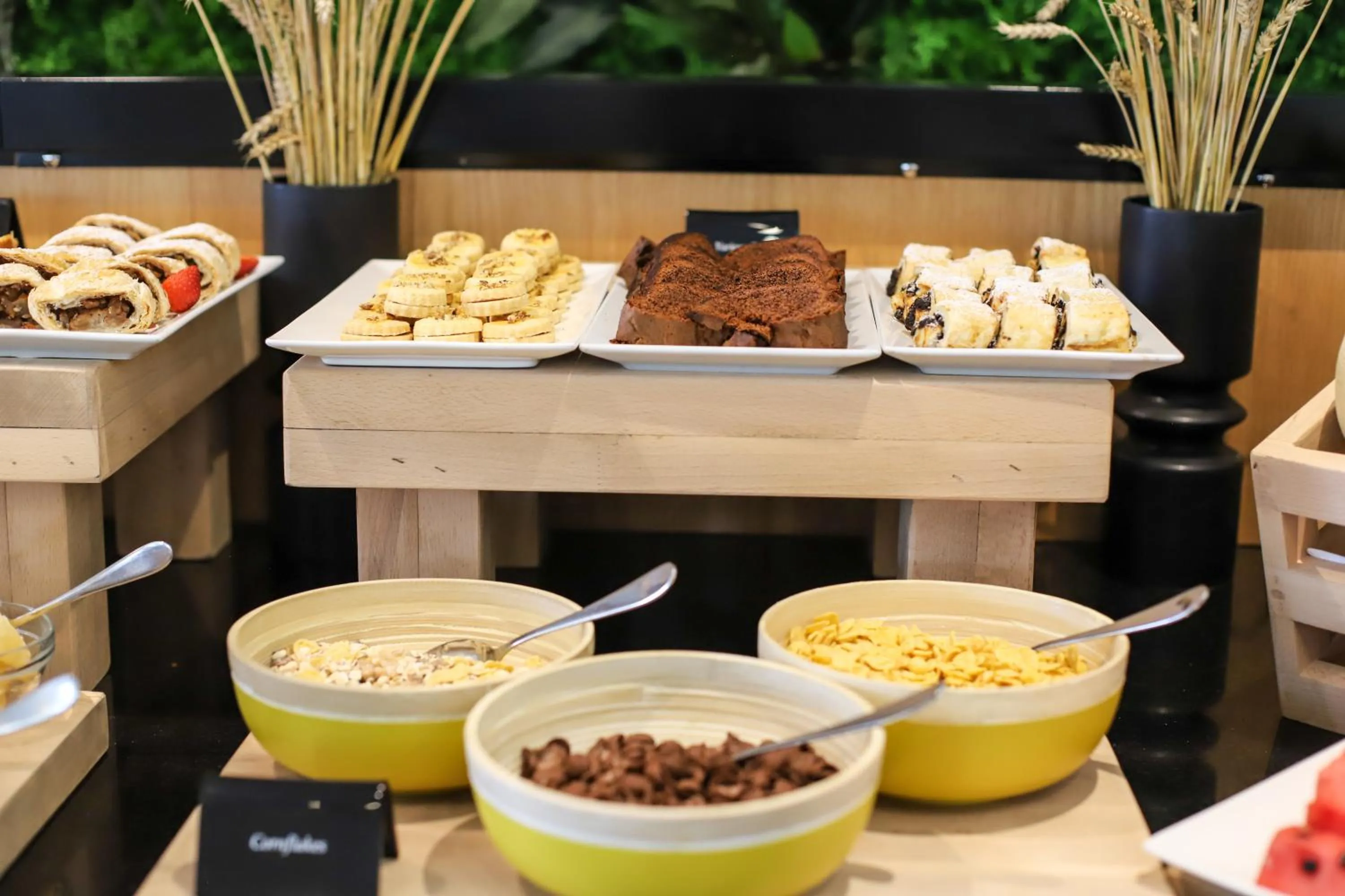 Breakfast in Best Western Premier Ark Hotel