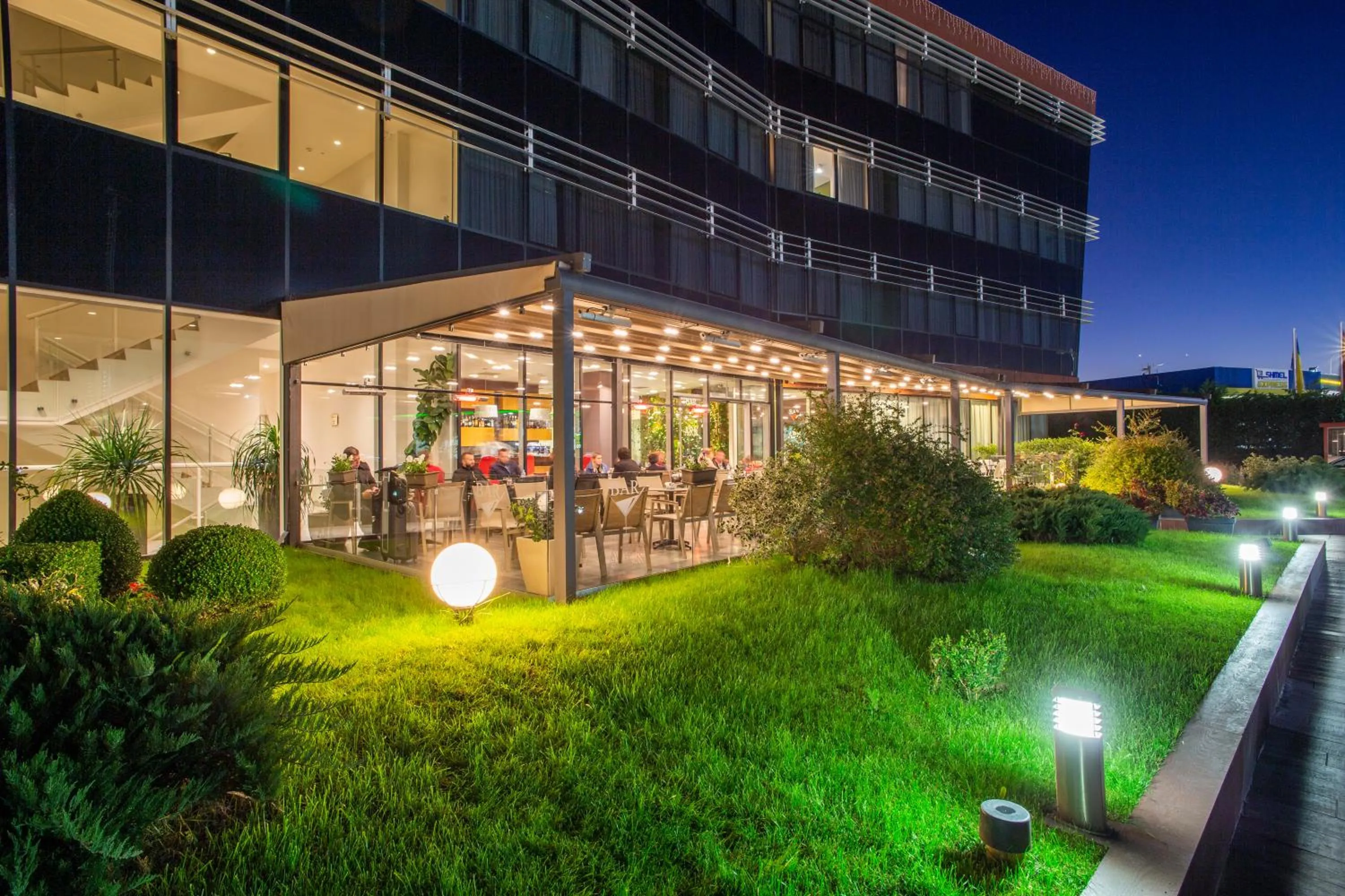 Property building in Best Western Premier Ark Hotel