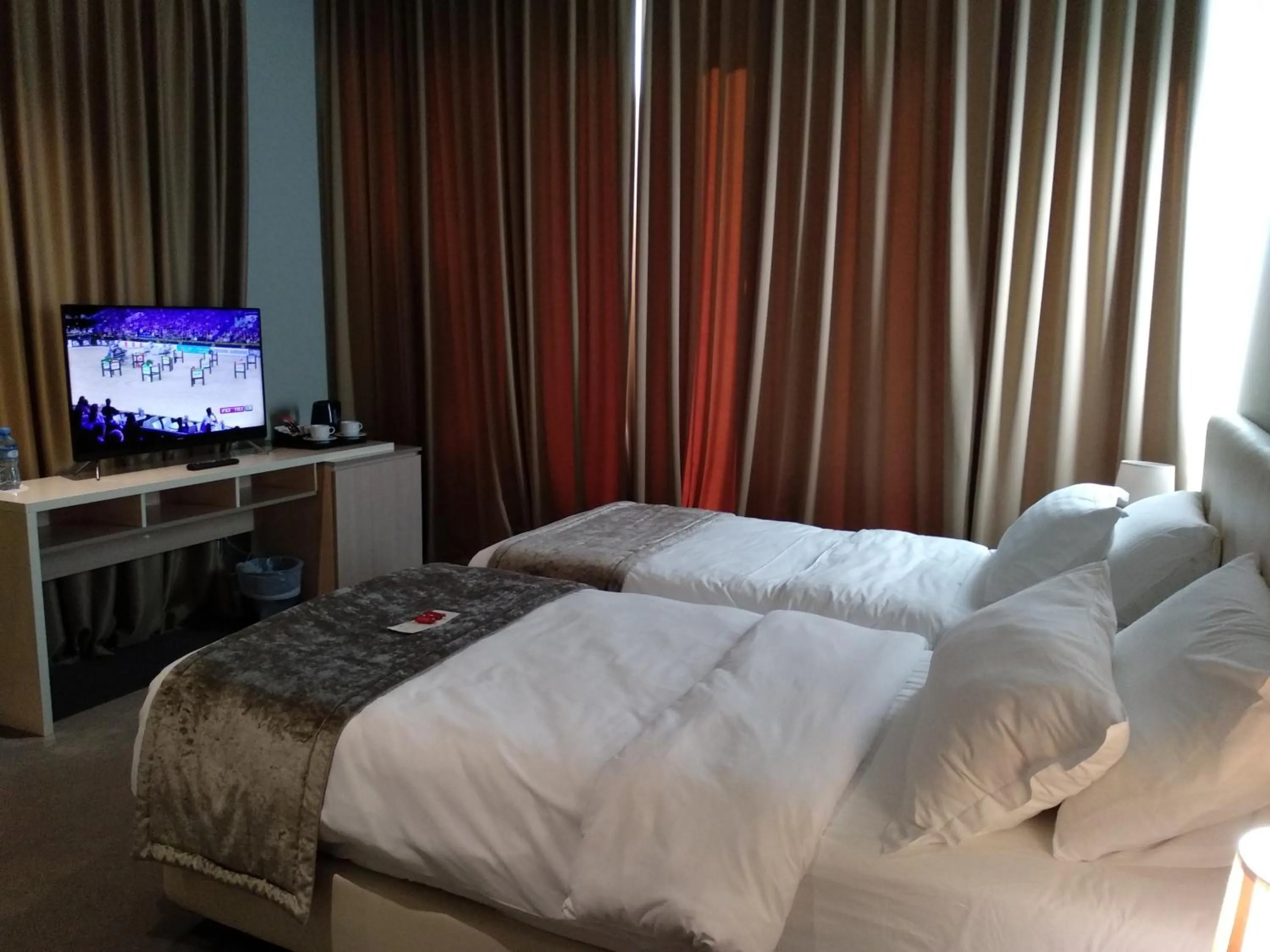 Bed in Best Western Premier Ark Hotel