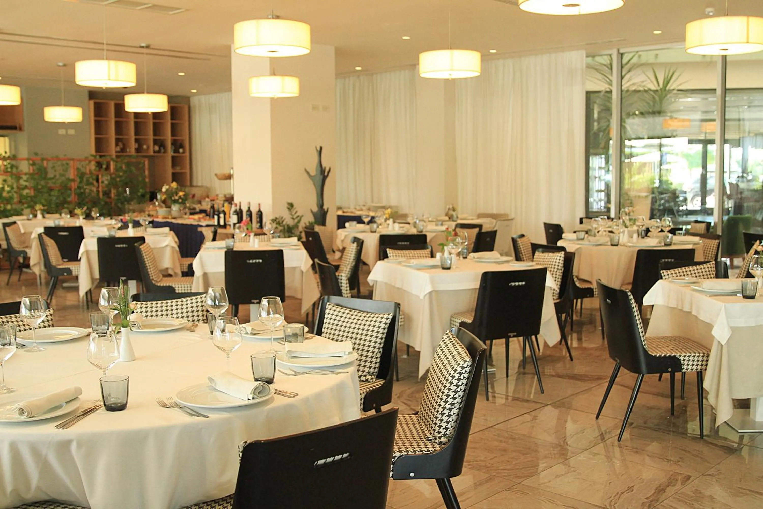 Restaurant/places to eat in Best Western Premier Ark Hotel