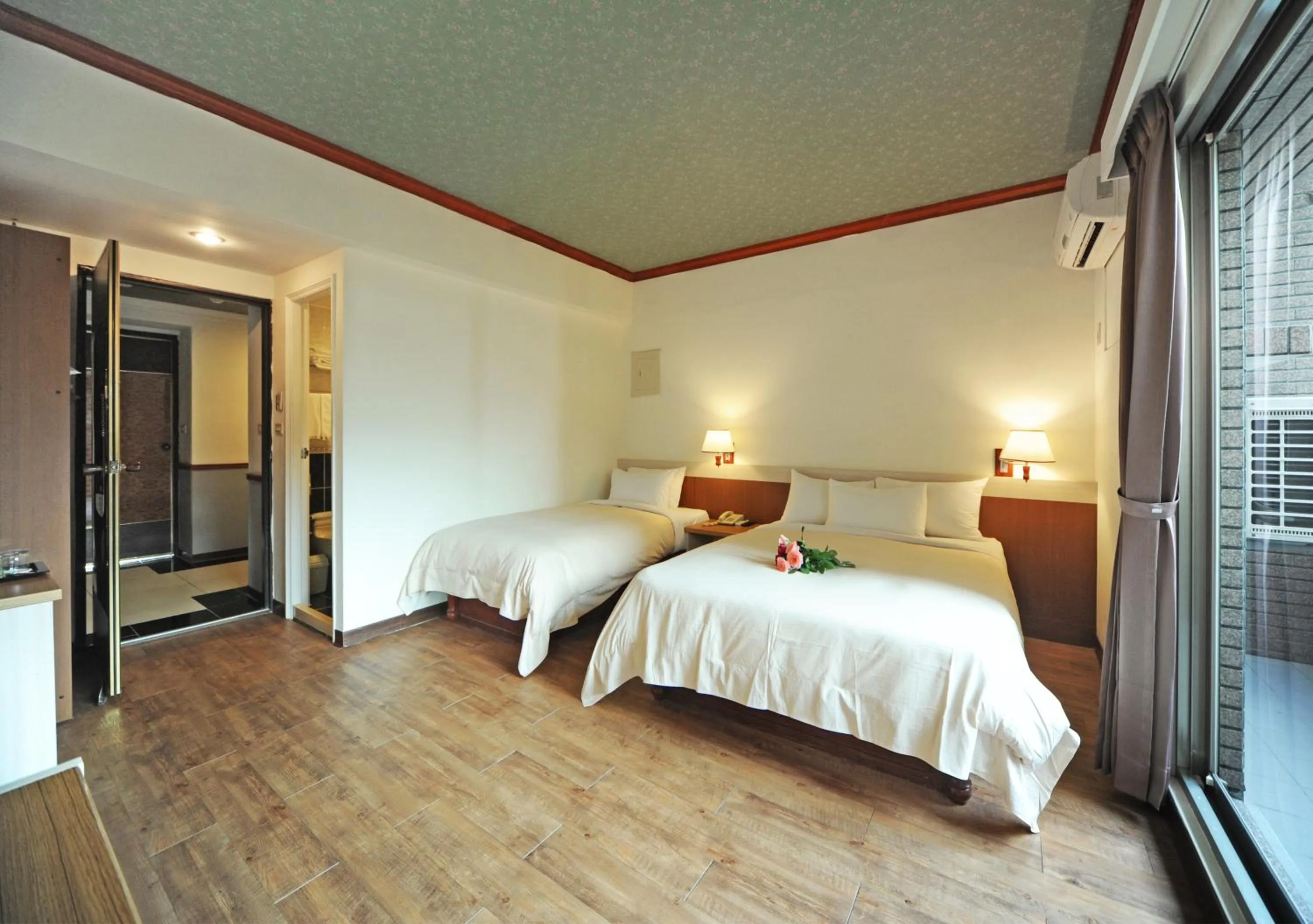 bunk bed, Bed in Kenting Holiday Hotel- Pet-friendly