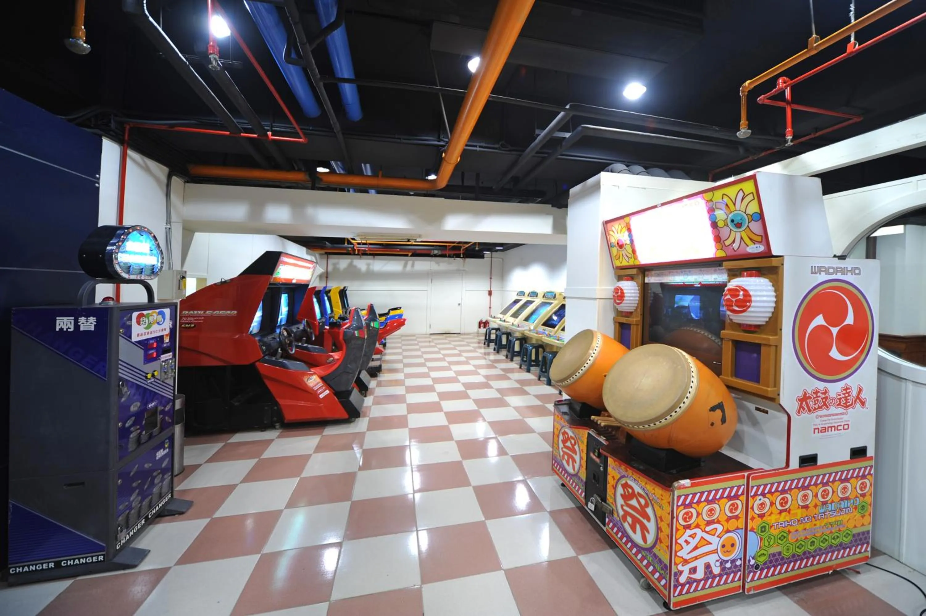Game Room in Kenting Holiday Hotel- Pet-friendly