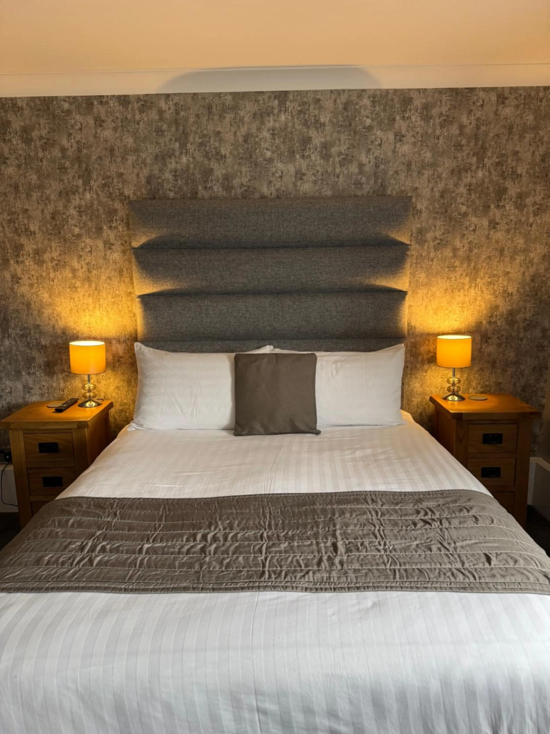 Bed in Oaklands Hotel