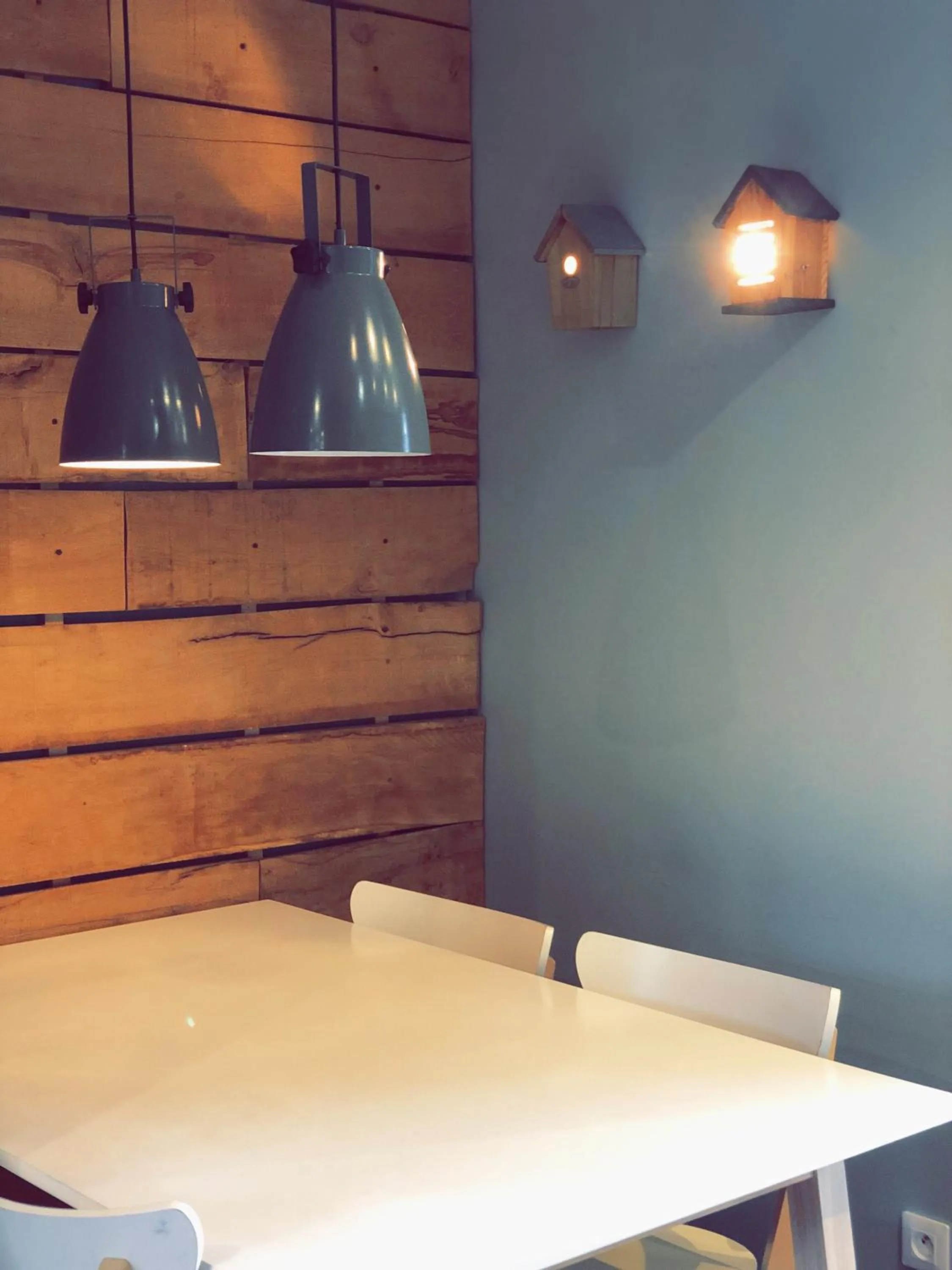 Kitchen or kitchenette in Nuit en Ville Lille La Madeleine