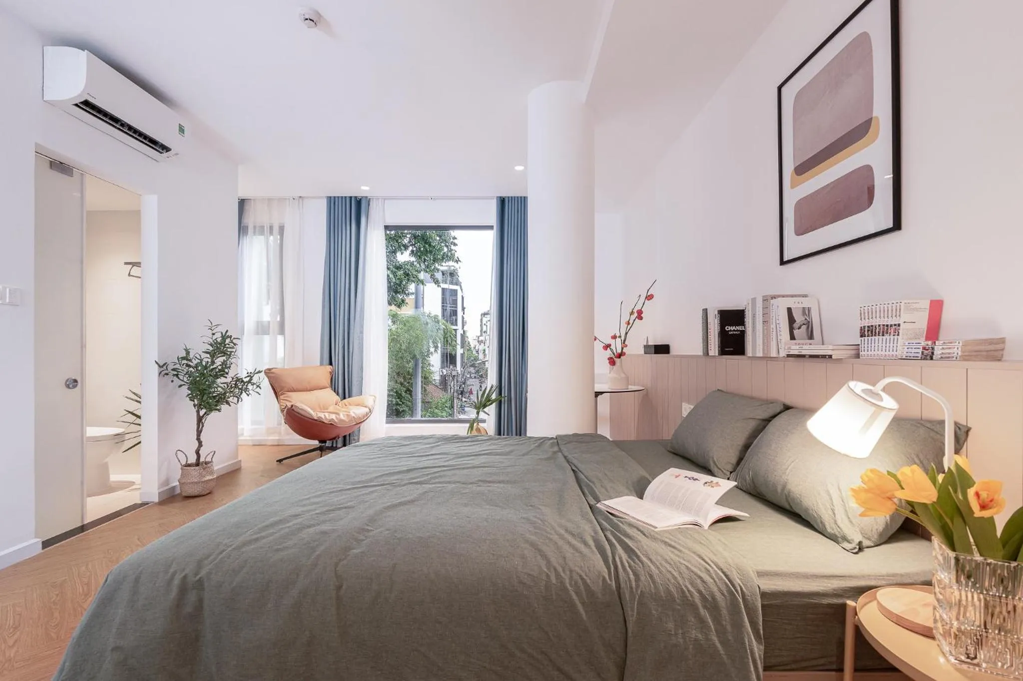 Bed in Express by M Village Điện Biên Phủ Q3