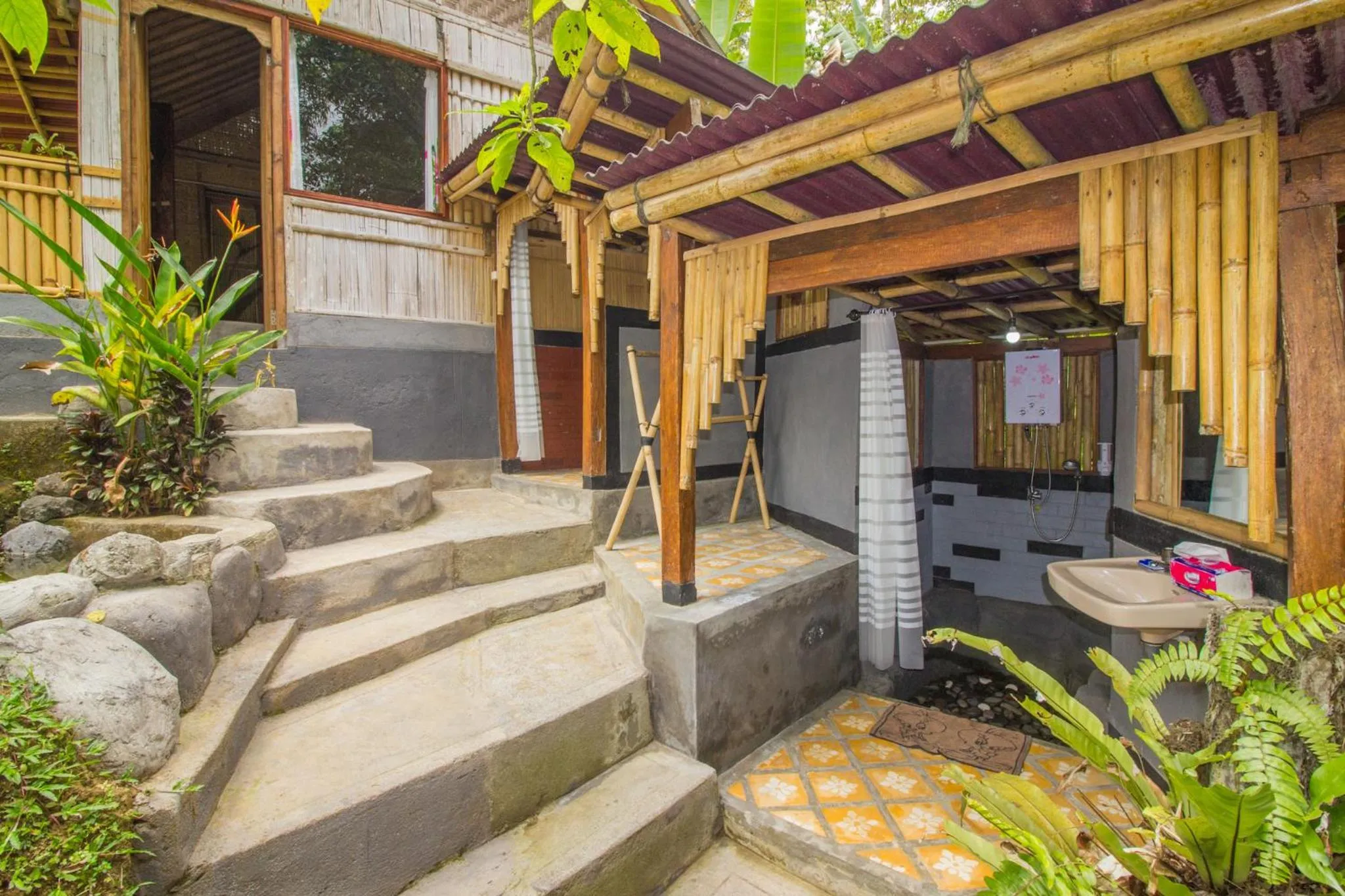 Shower in Pesona Bali Ecolodge by AGATA