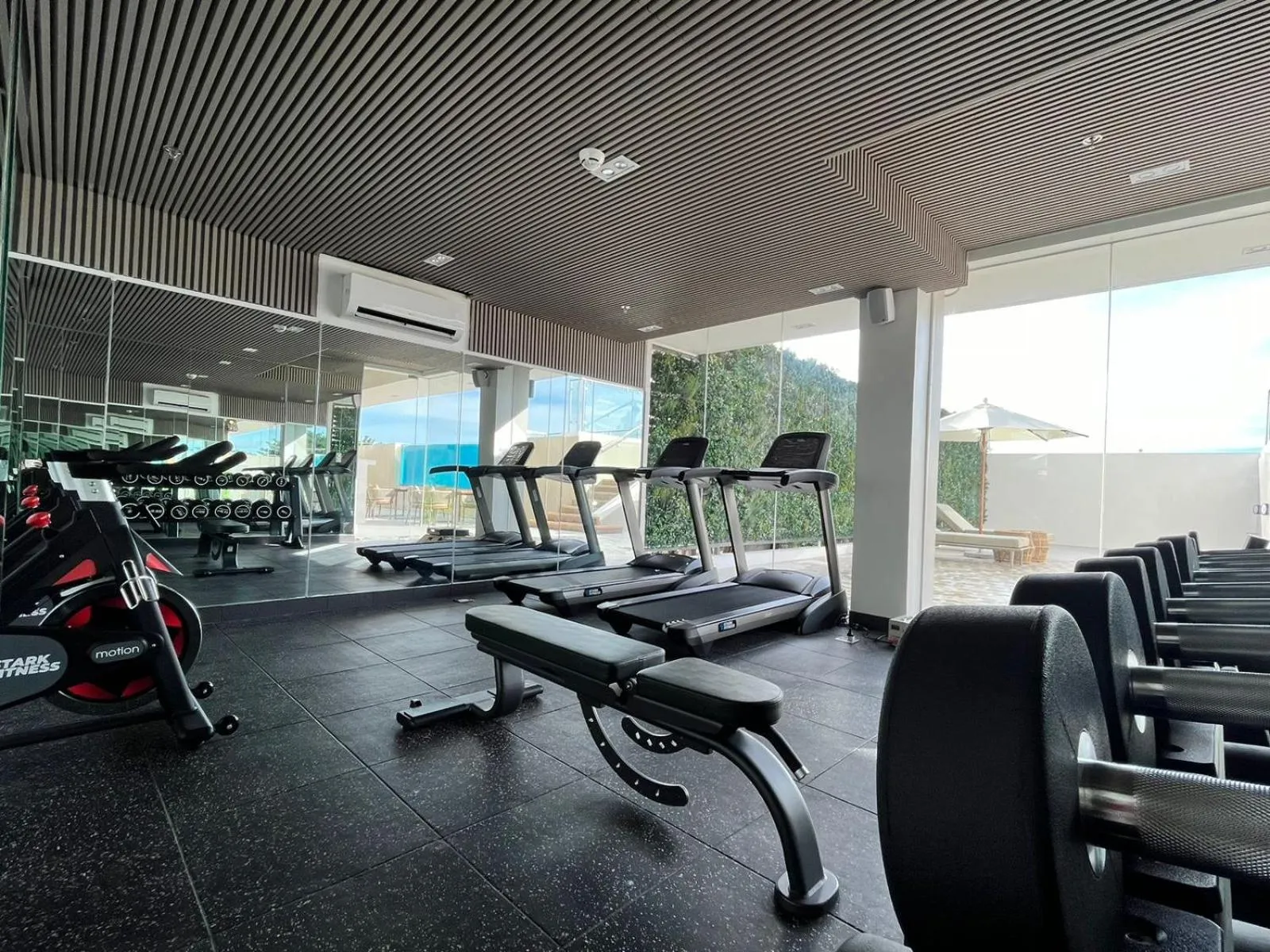 Fitness centre/facilities in Uma Hotel and Residences